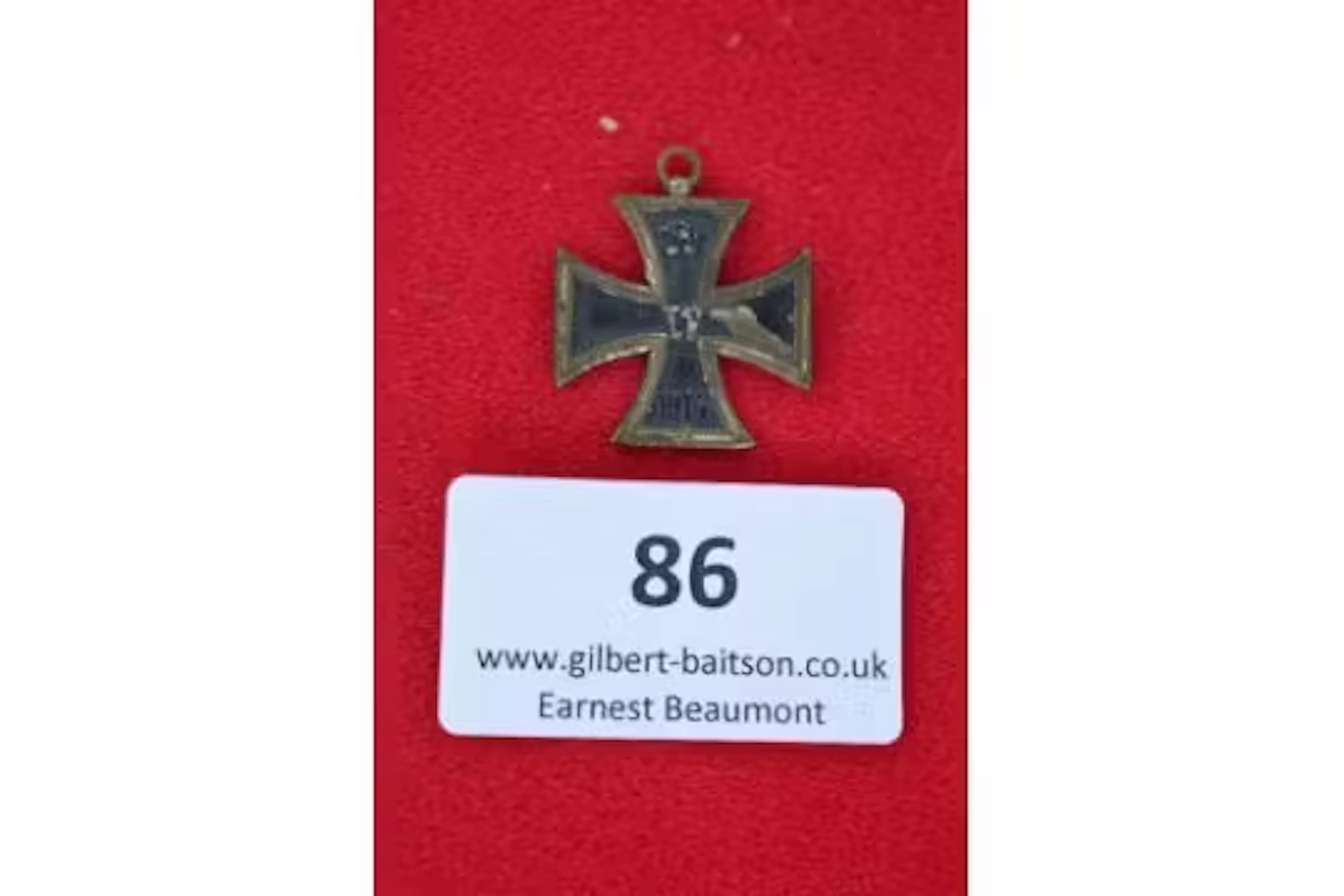 A German Imperial Iron Cross 2nd Class (1914), magnetic iron centre