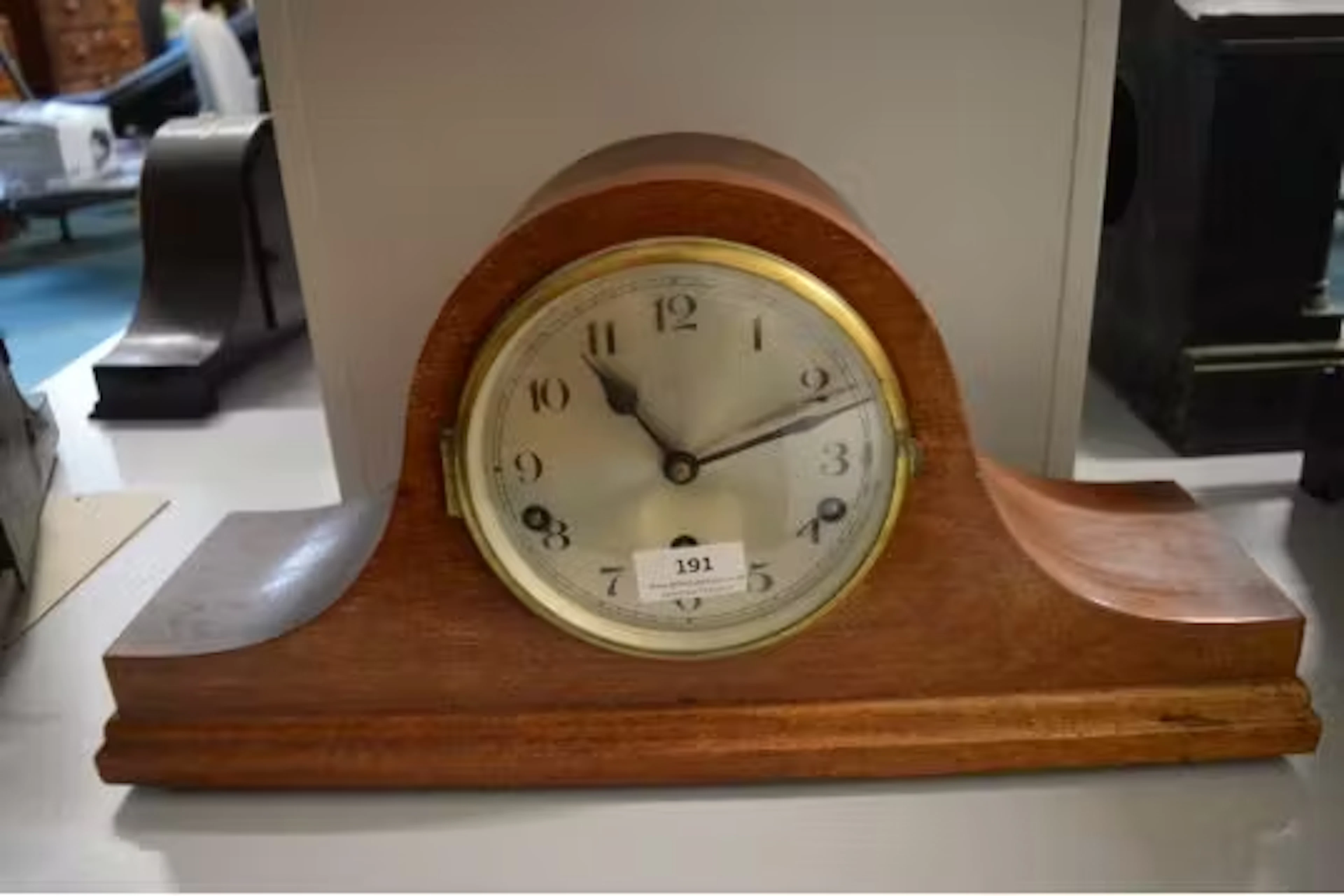 1930's mahogany cased mantel clock