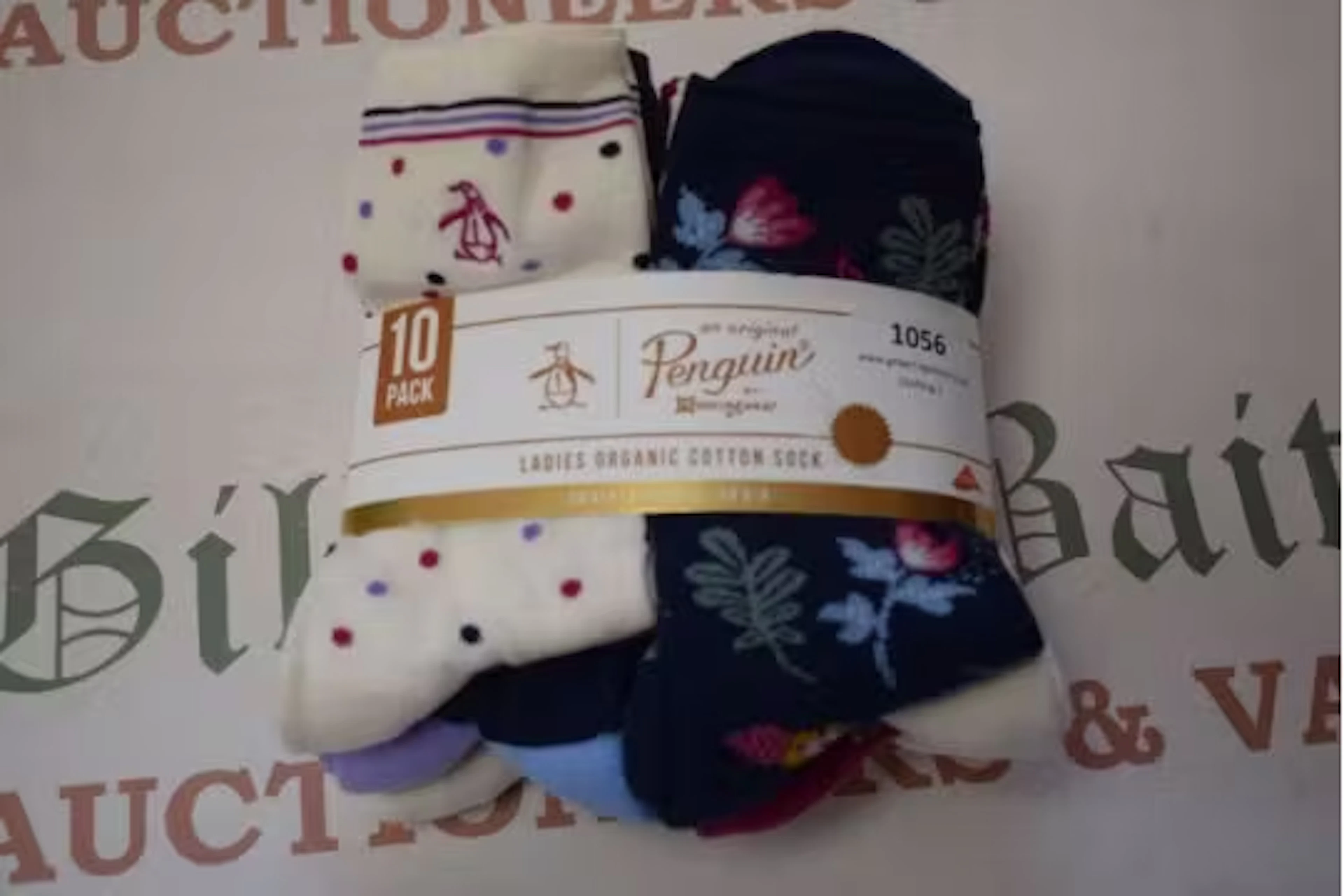 *Penguin Women’s Socks 10pk Size: 4-8