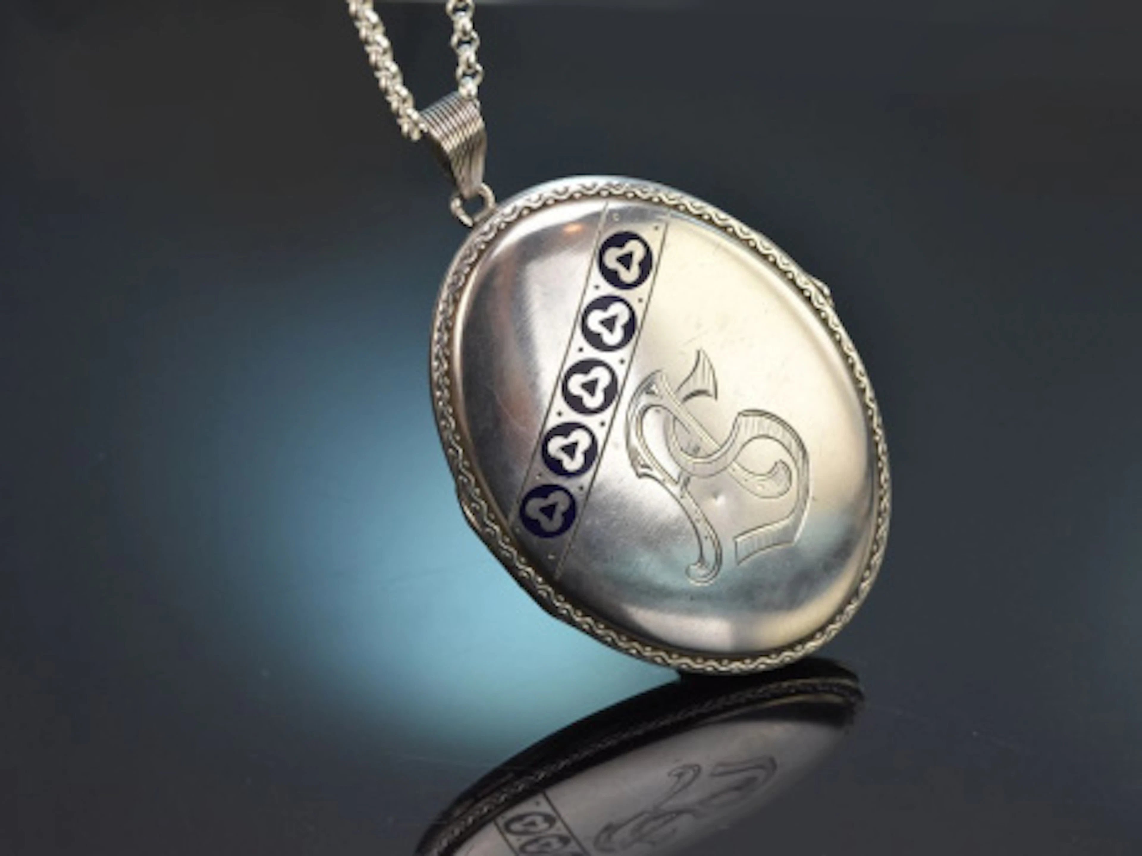 Österreich um 1905! Großer Jugendstil Medaillon Anhänger mit Kette Silber 800