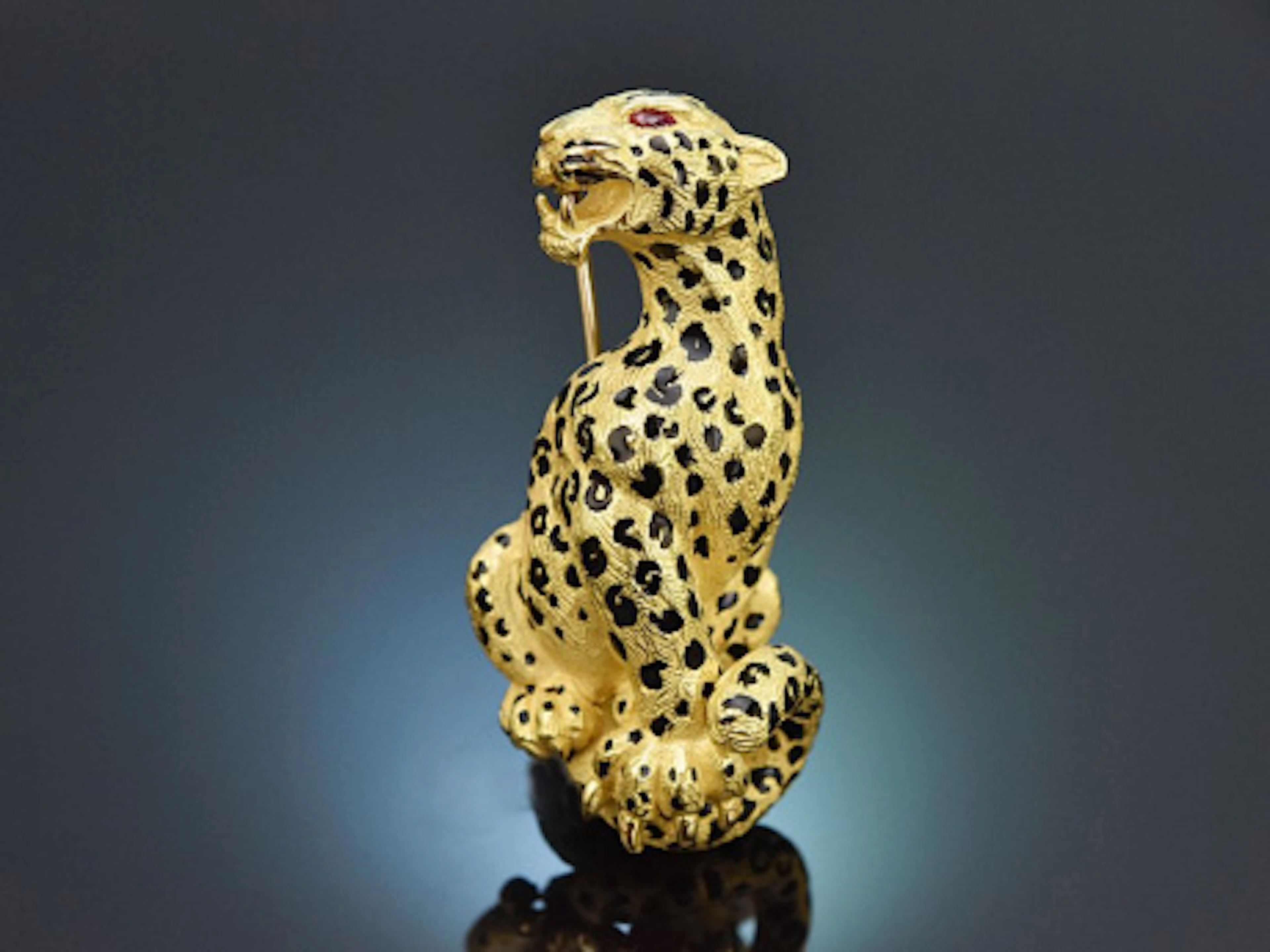 Frankreich um 1965! Seltene Leoparden Brosche mit Emaille und Rubin