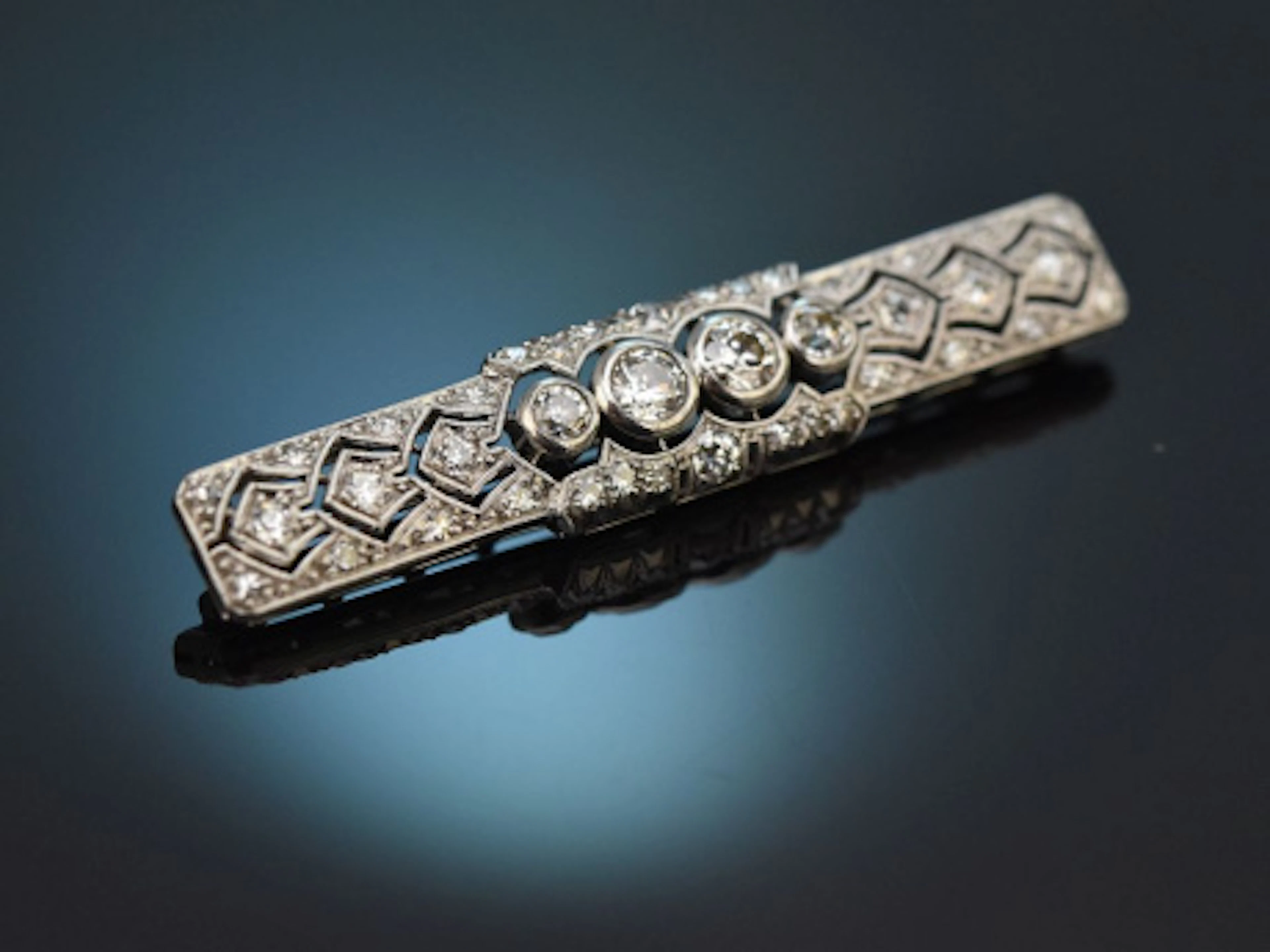 Hanns Rothmüller München um 1950! Brosche mit Diamanten aus Weißgold 750