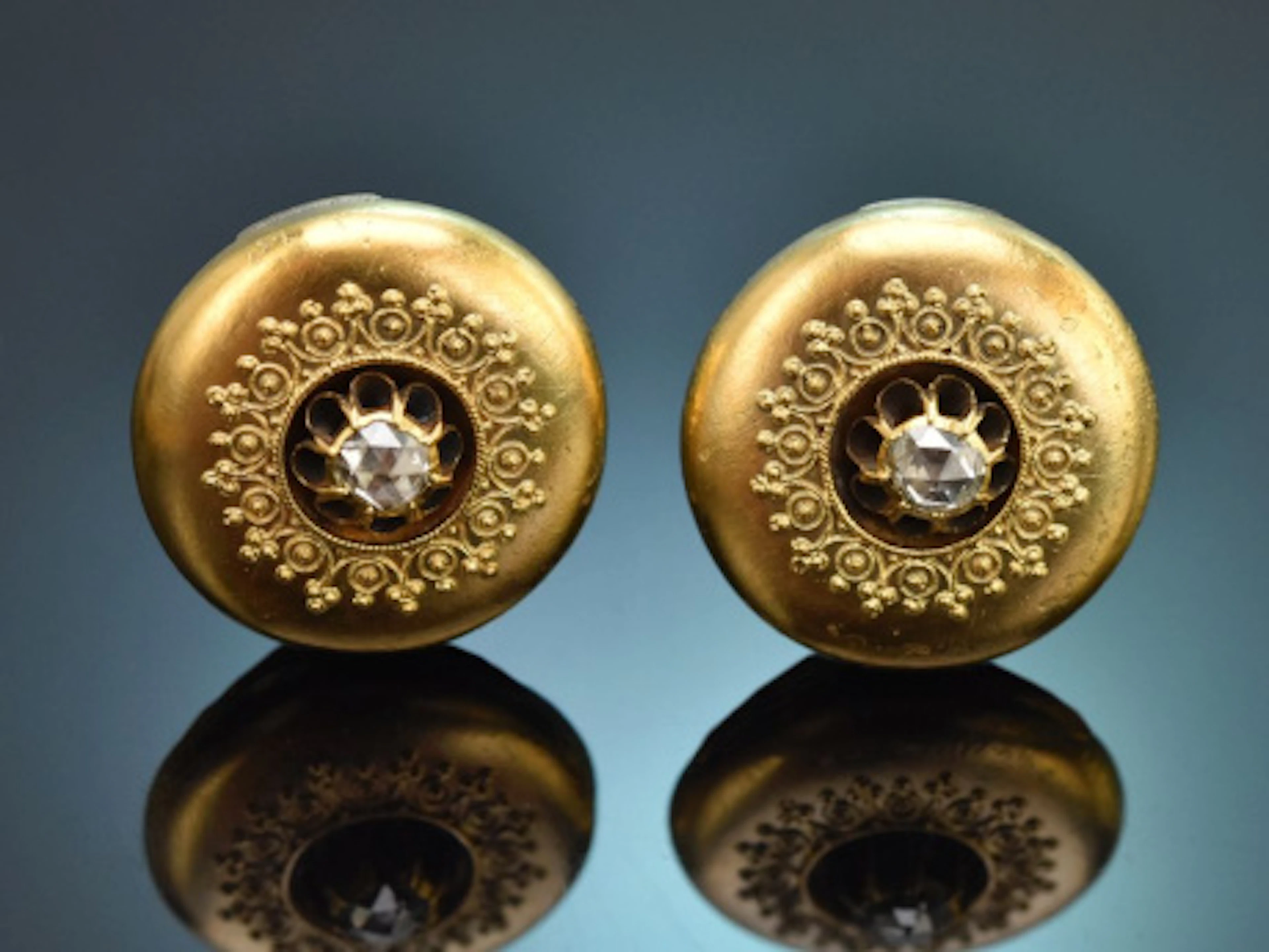 Um 1890! Historische Ohrringe mit Diamant Rosen aus Gold 585
