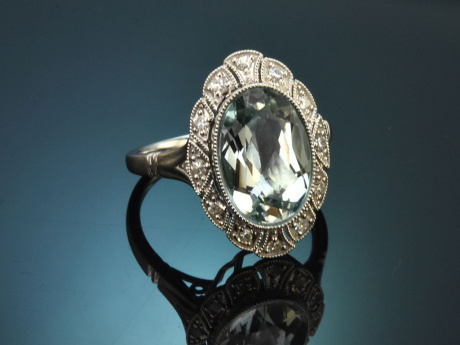 Aus unserer Werkstatt! Besonders schöner Aquamarin Ring mit Diamanten