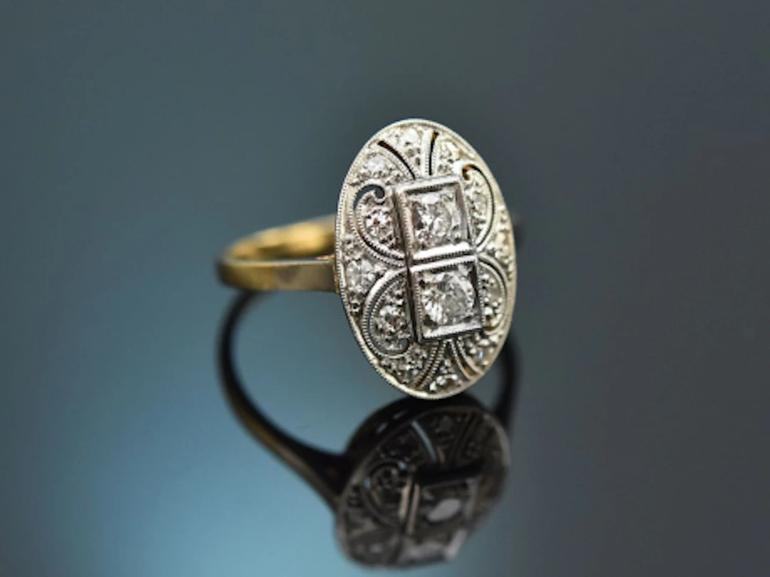 München um 1920! Wundervoller Art Deco Ring mit Diamanten aus Gold