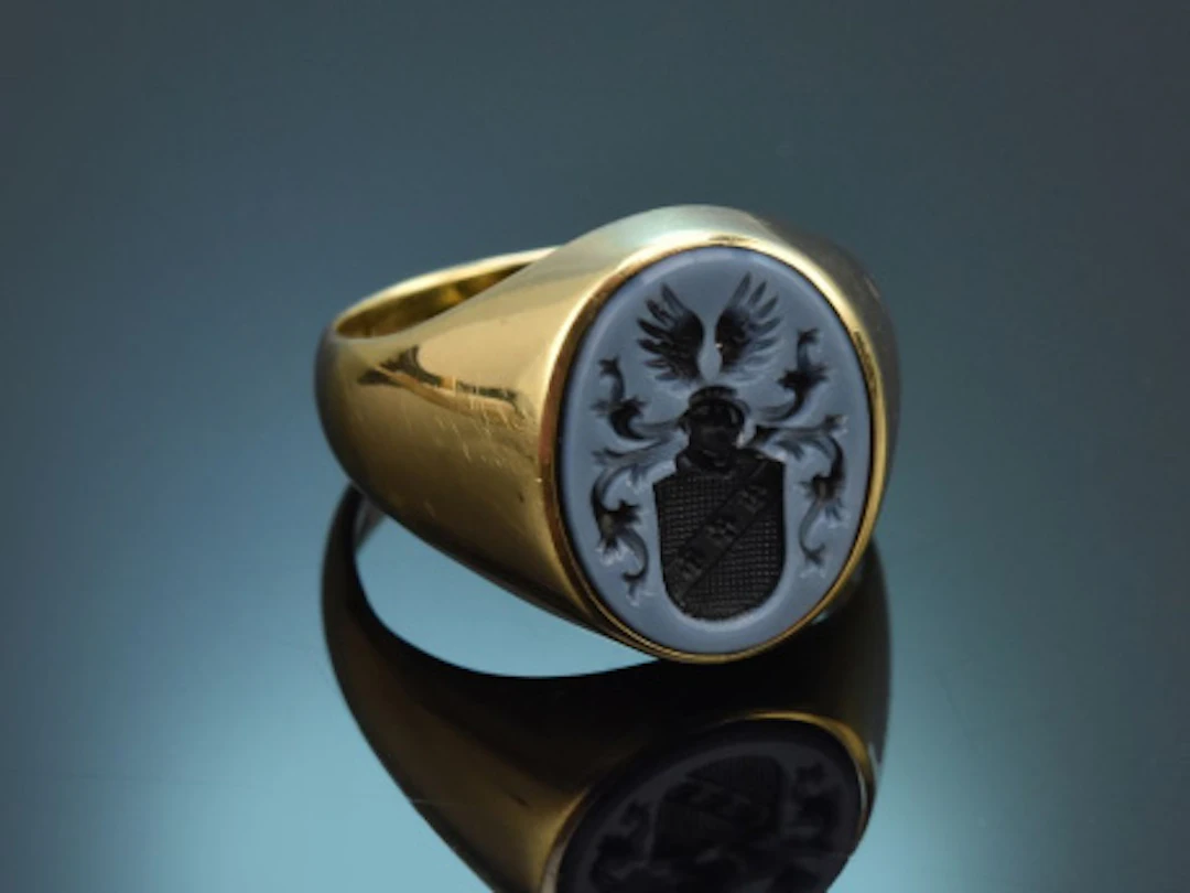 Um 1960! Schöner Herren Siegel Ring mit Wappengravur aus Gold 585