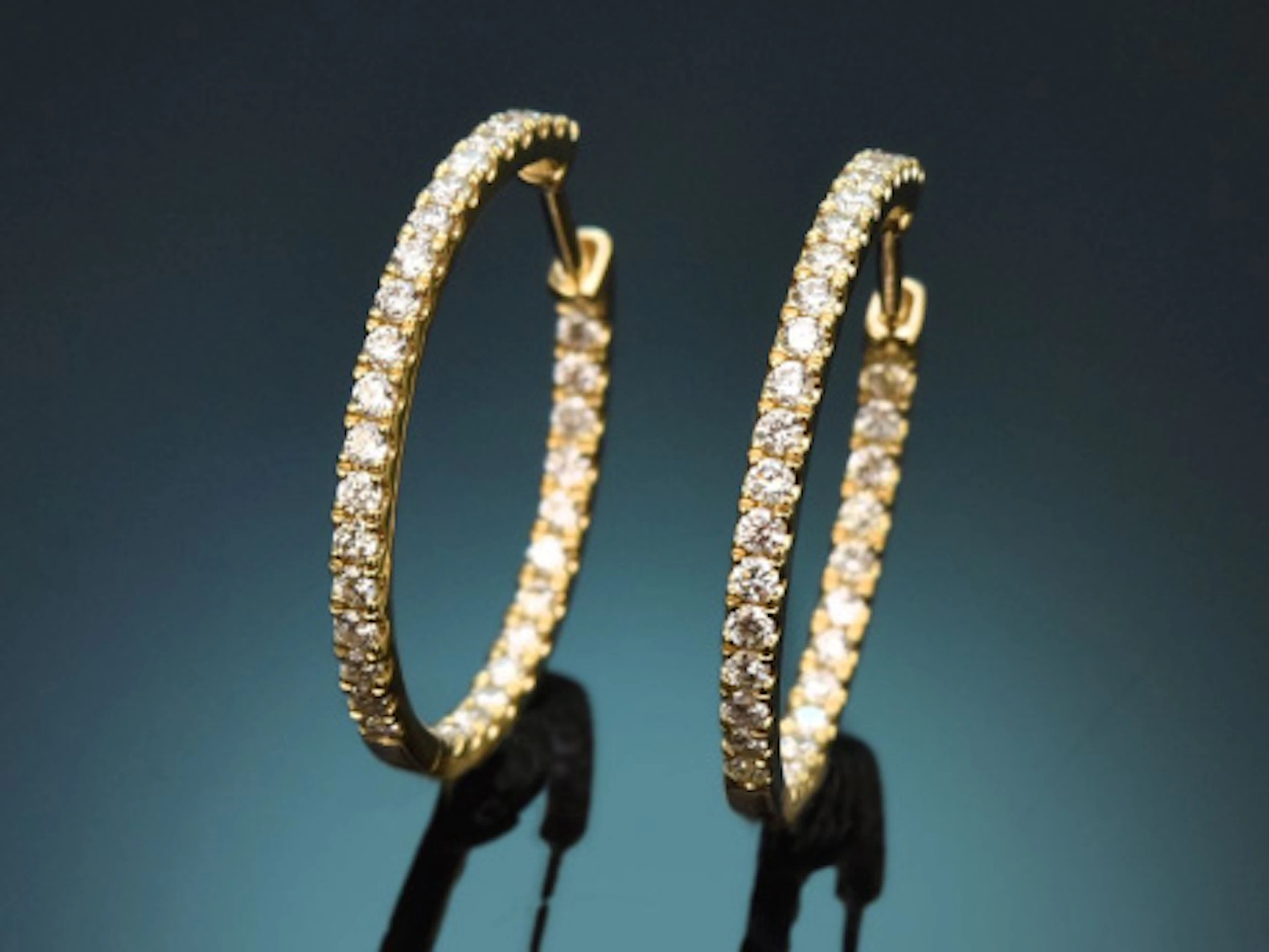 Edle klassische Diamant Creolen aus Gold 585