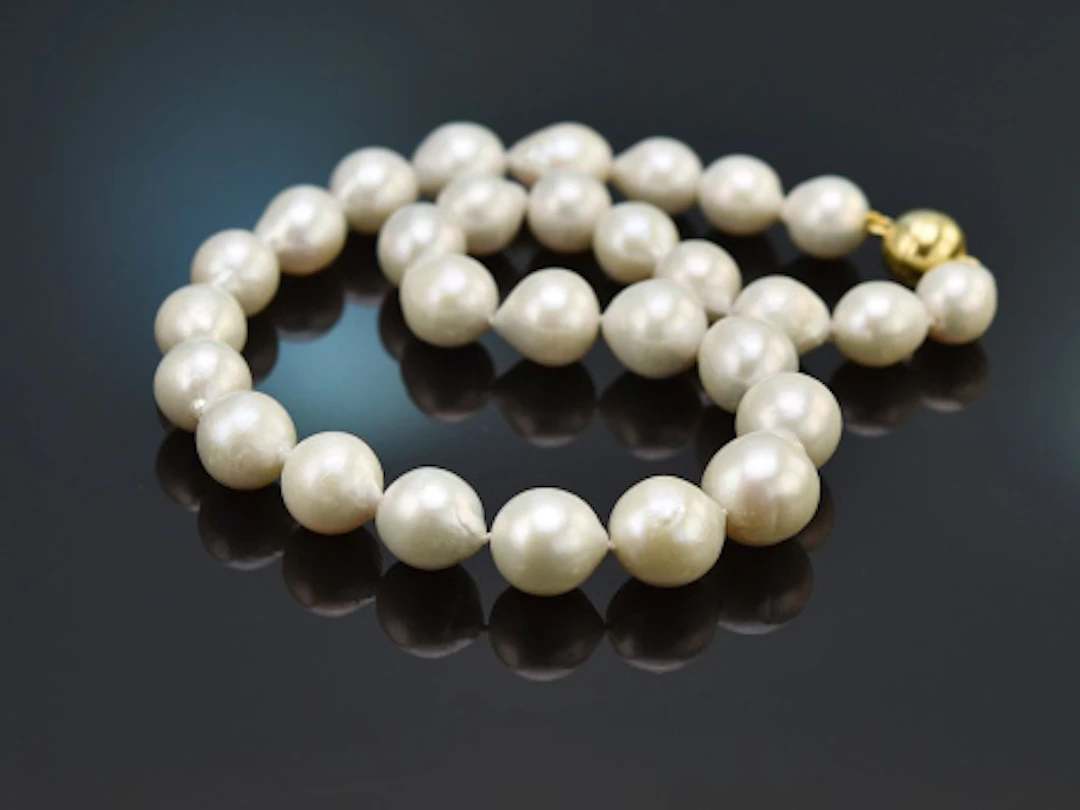 Big Pearls! Schöne große Zuchtperlen Kette mit vergoldeter Schließe Silber 925
