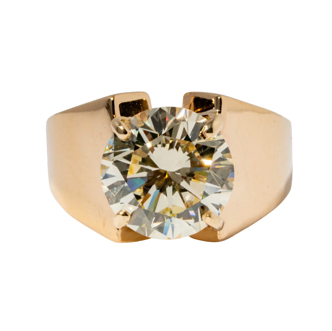 14 Karat Yellow Gold Diamond Ring
