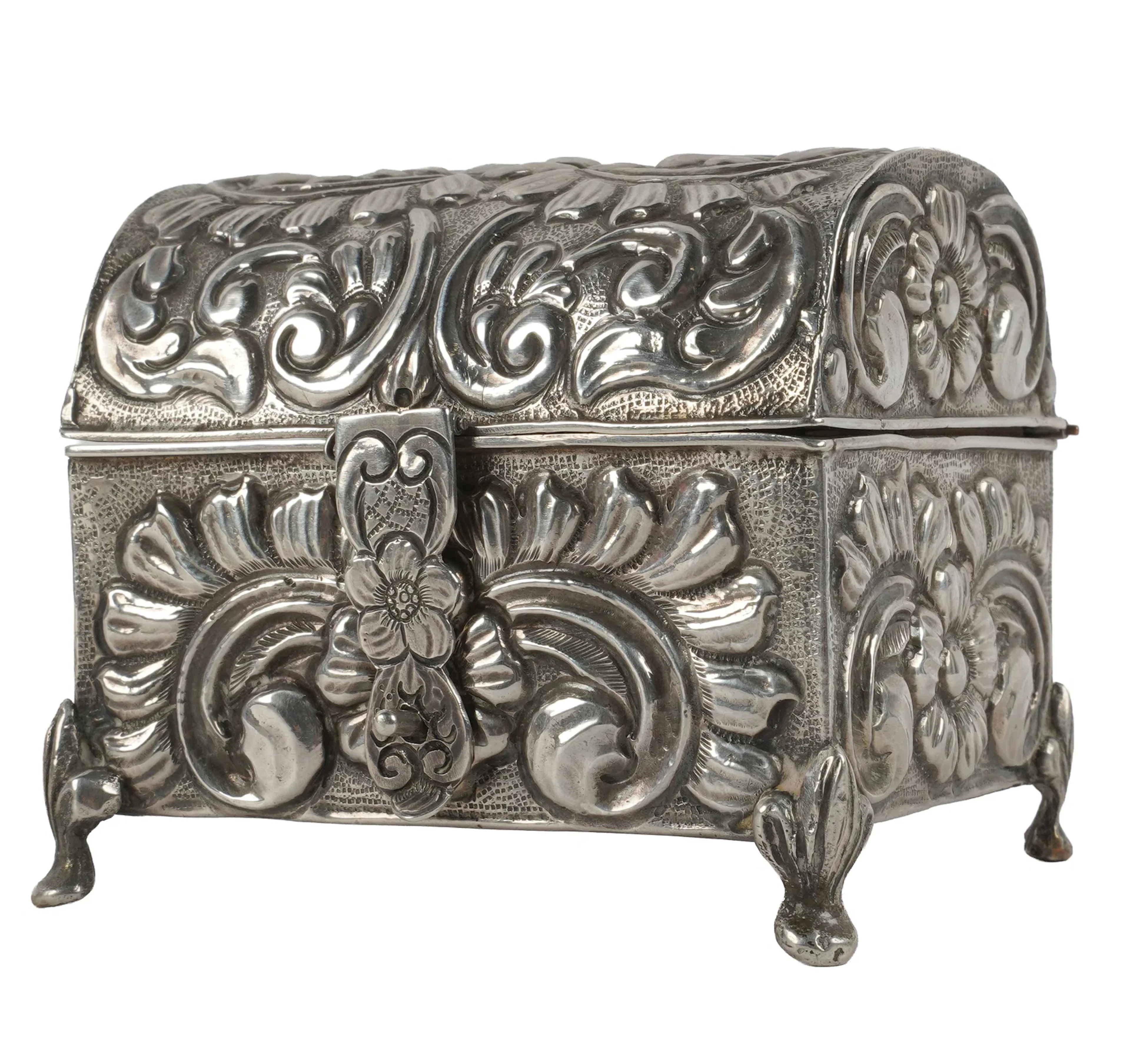 A South American .900 Silver Box