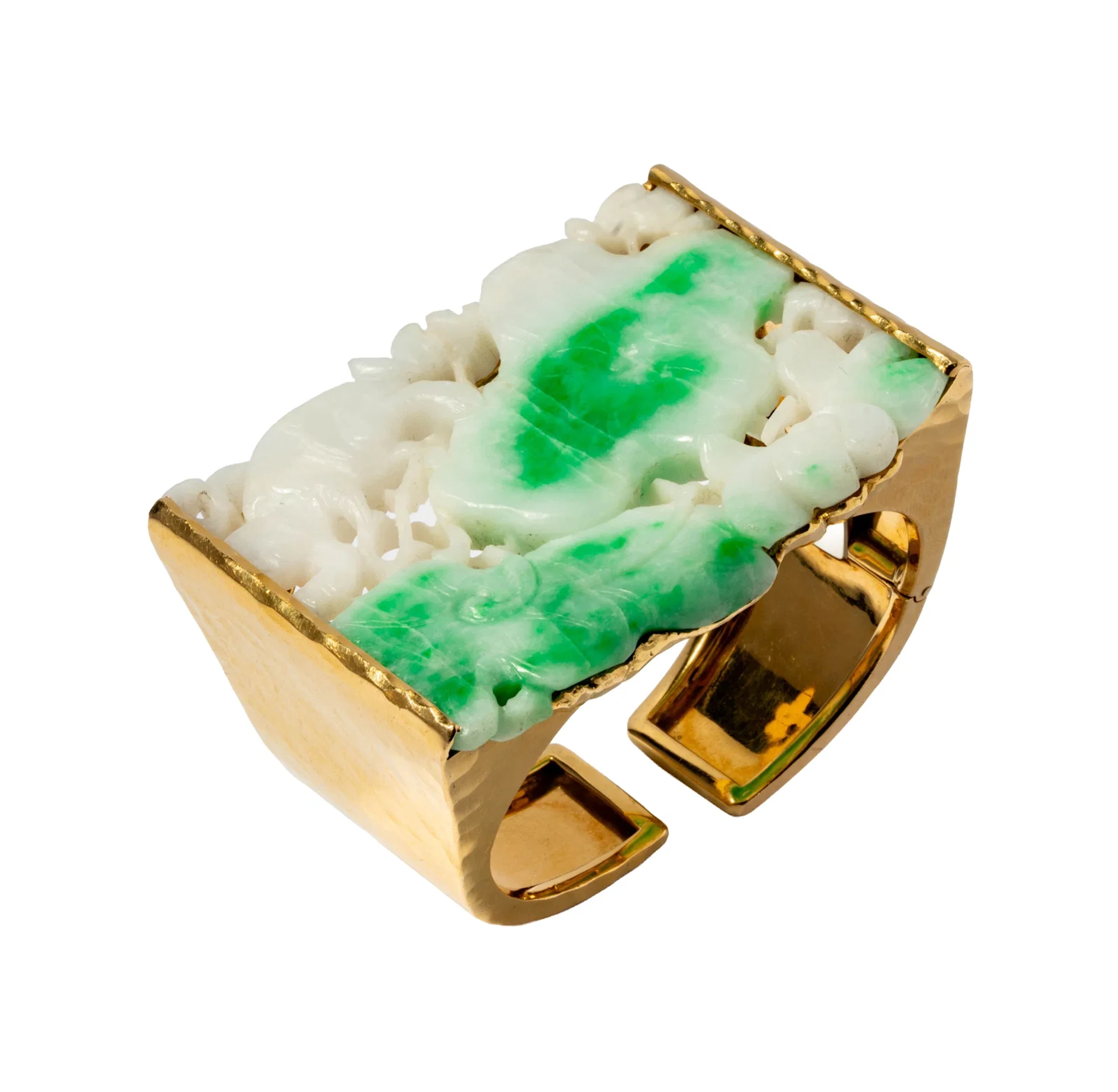 David Webb 18 Karat Yellow Gold Carved Jade Cuff Bracelet
