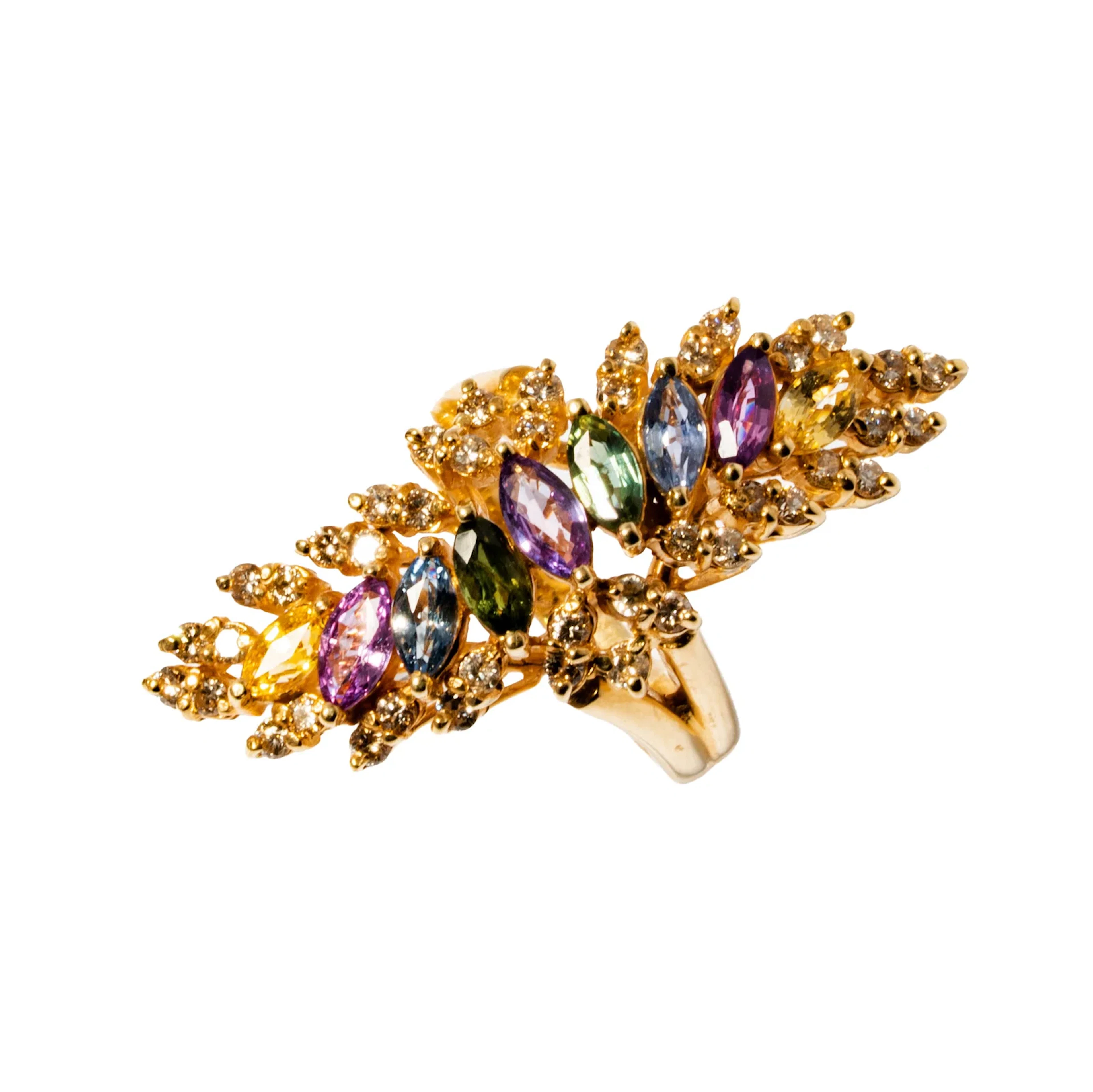 14kt Yellow Gold Diamond and Sapphire Ring