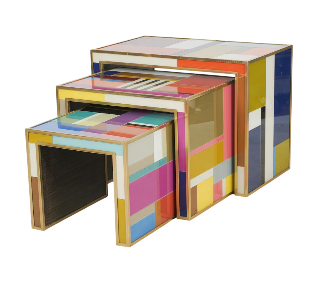 An Italian Modern-Style Nest of Tables