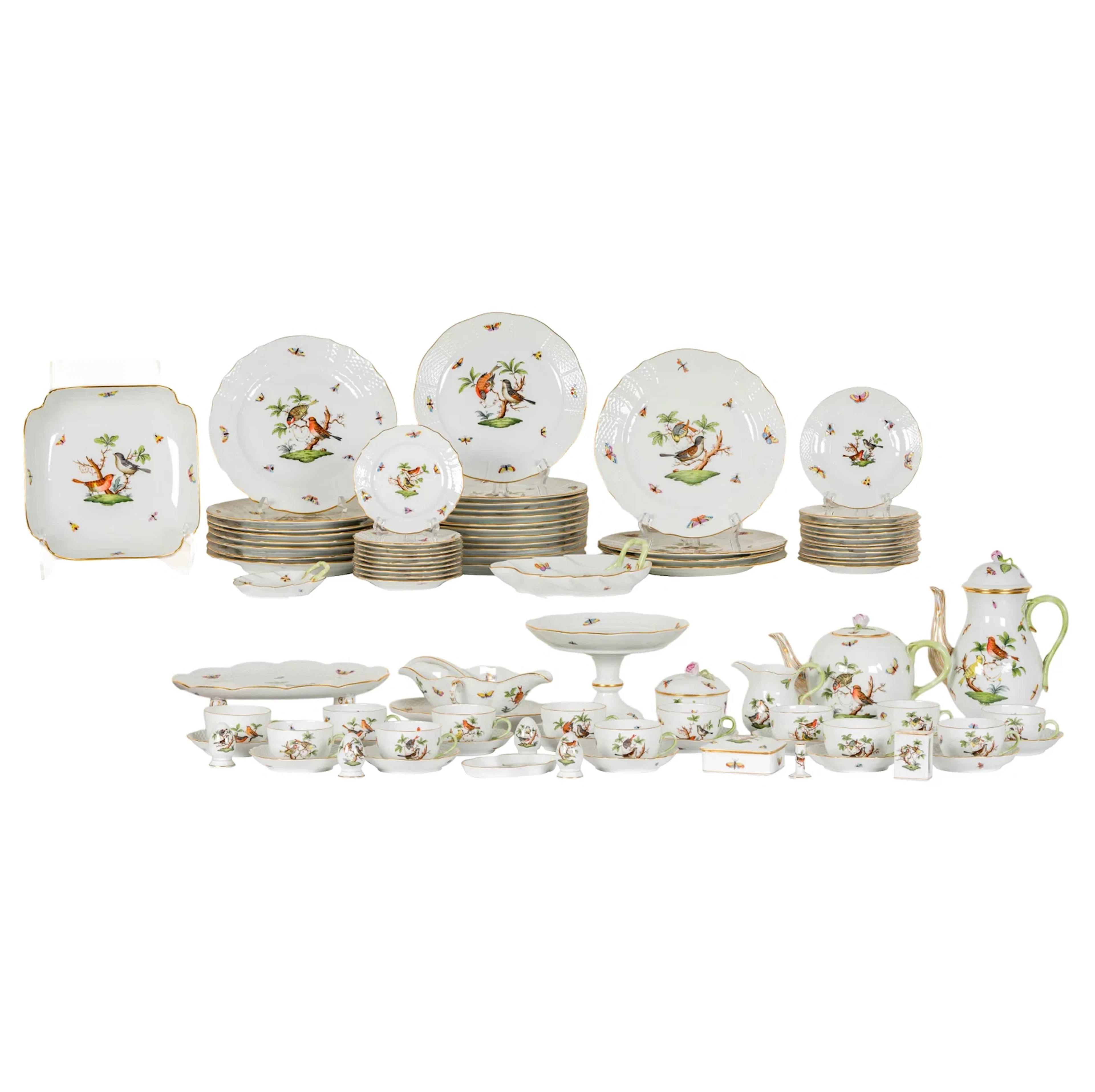 A Herend Rothschild Bird Porcelain Dinner Service