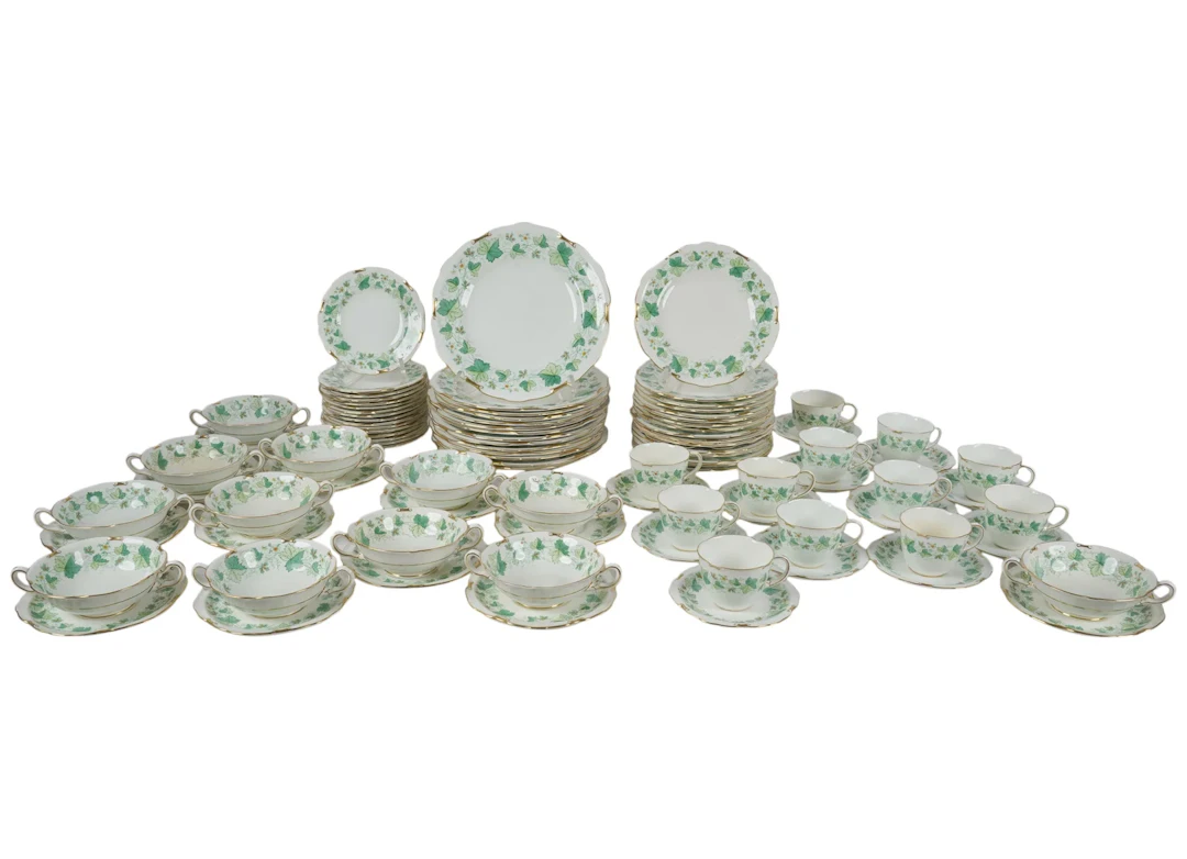 A Royal Crown Derby Maple Leaf Dinner Service