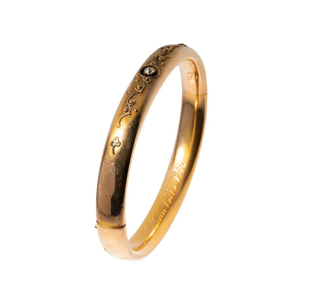 14 Karat Yellow Gold Diamond Bangle