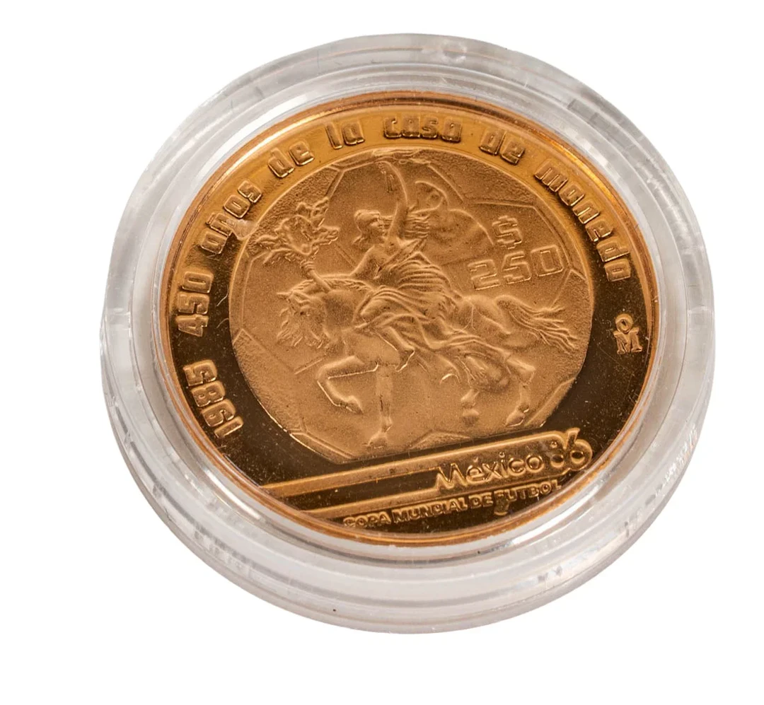1986 Mexico 250 Peso Gold Coin