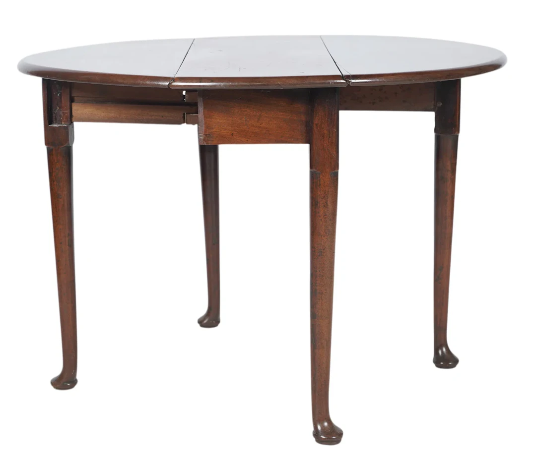 A Georgian Mahogany Pembroke Table