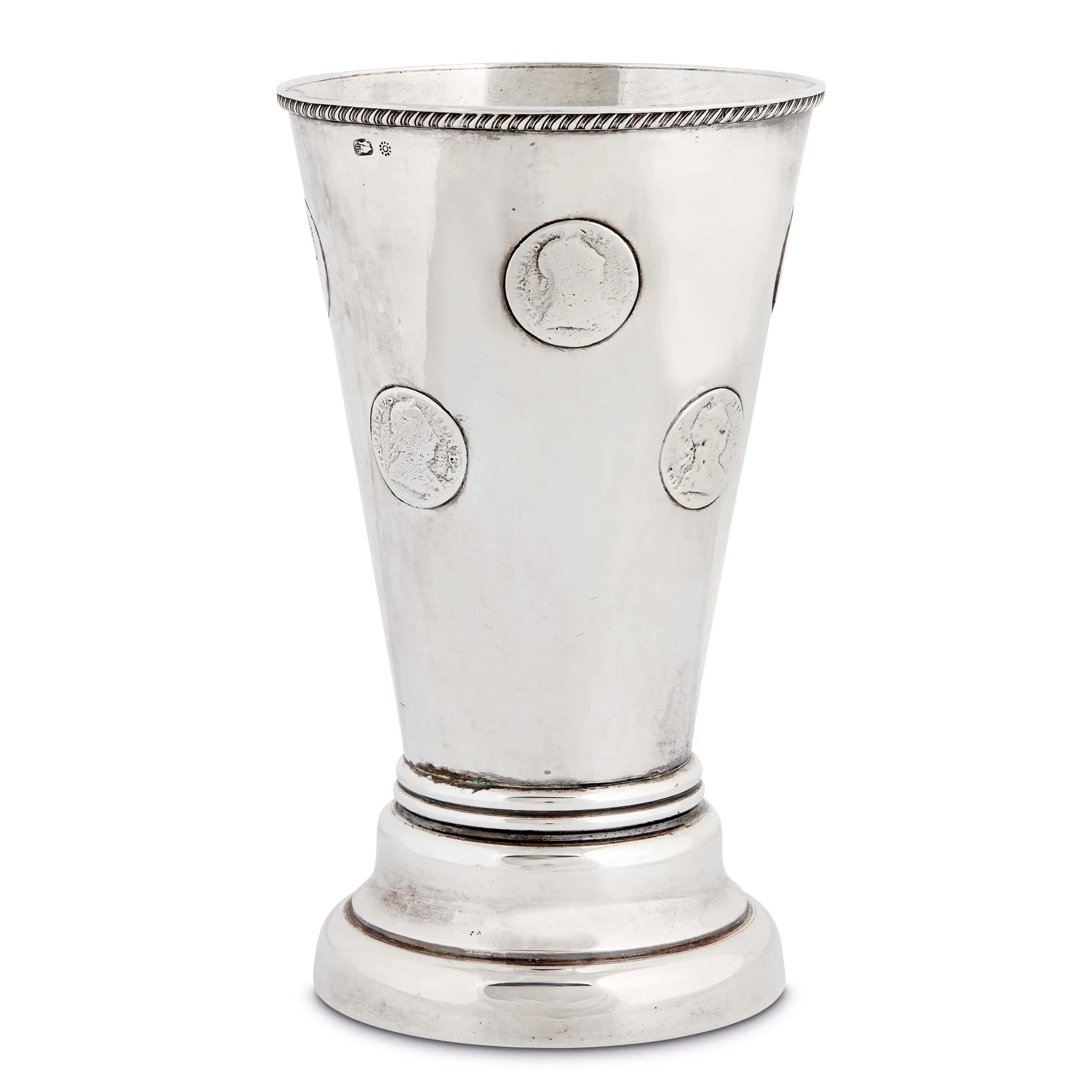 A SILVER GAMBLING CUP, 19TH CENTURY
