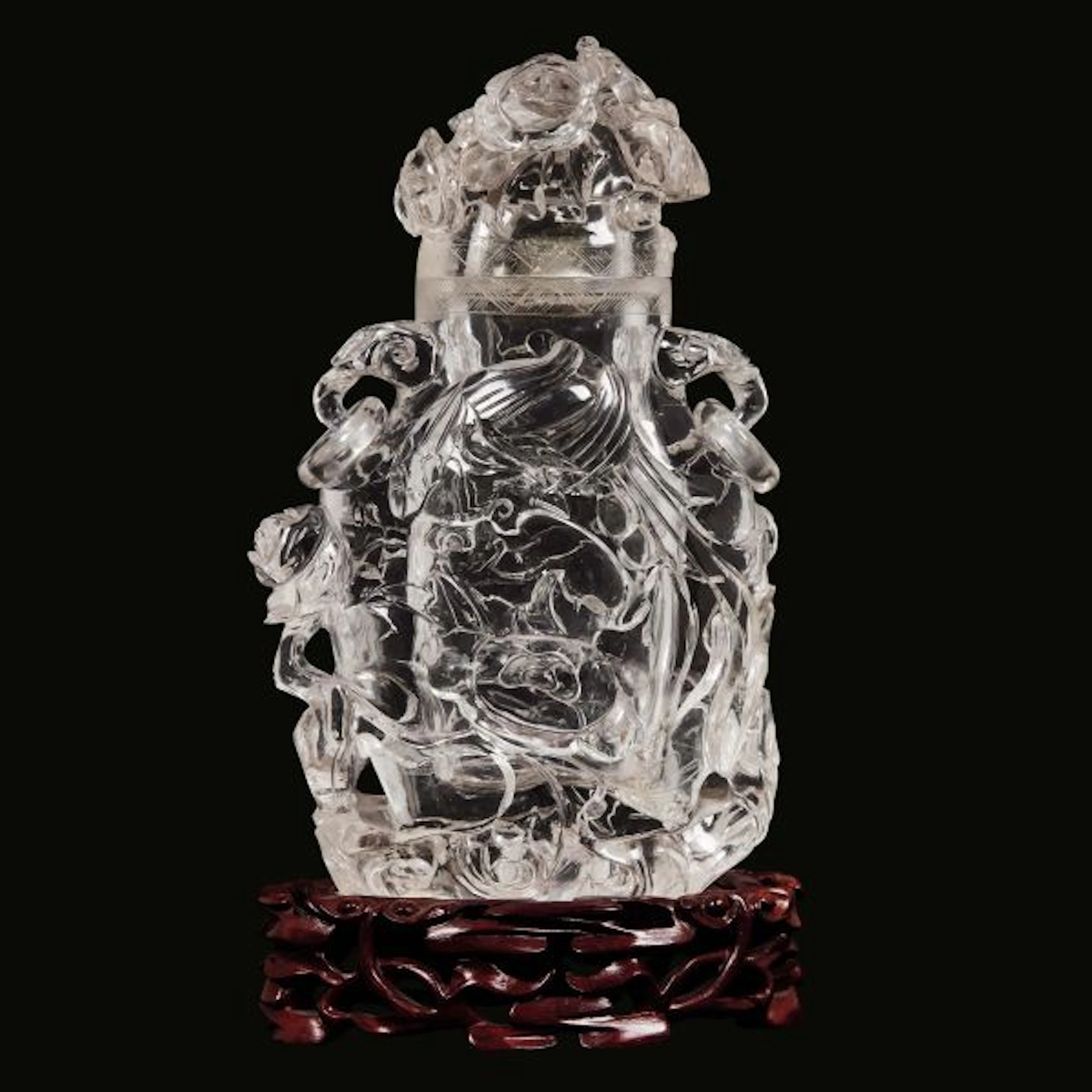 A ROCK CRYSTAL VASE AND COVER, CHINA, 20TH CENTURY