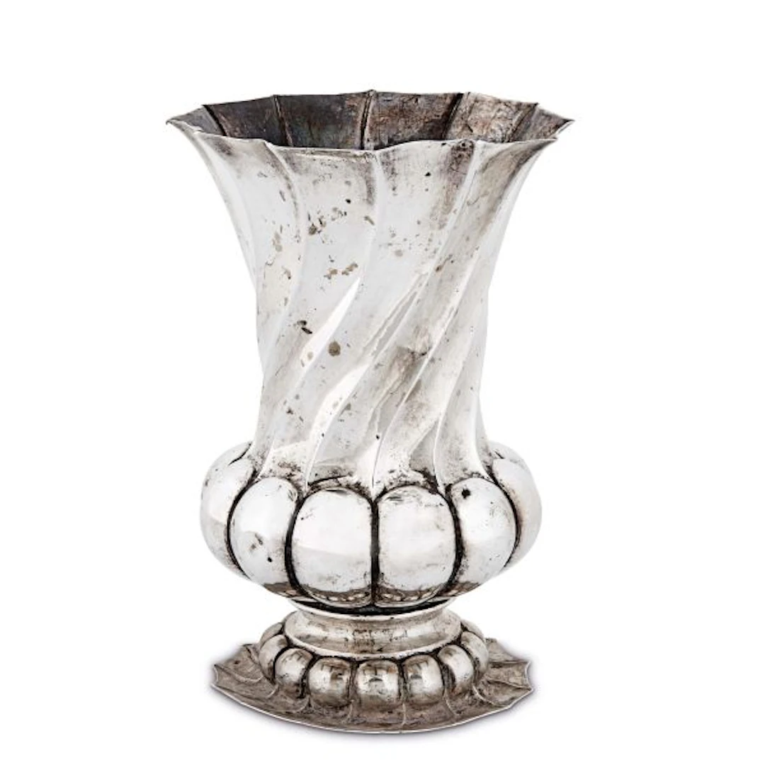 A SMALL SILVER VASE, ITALY, EARLY 20TH CENTURY