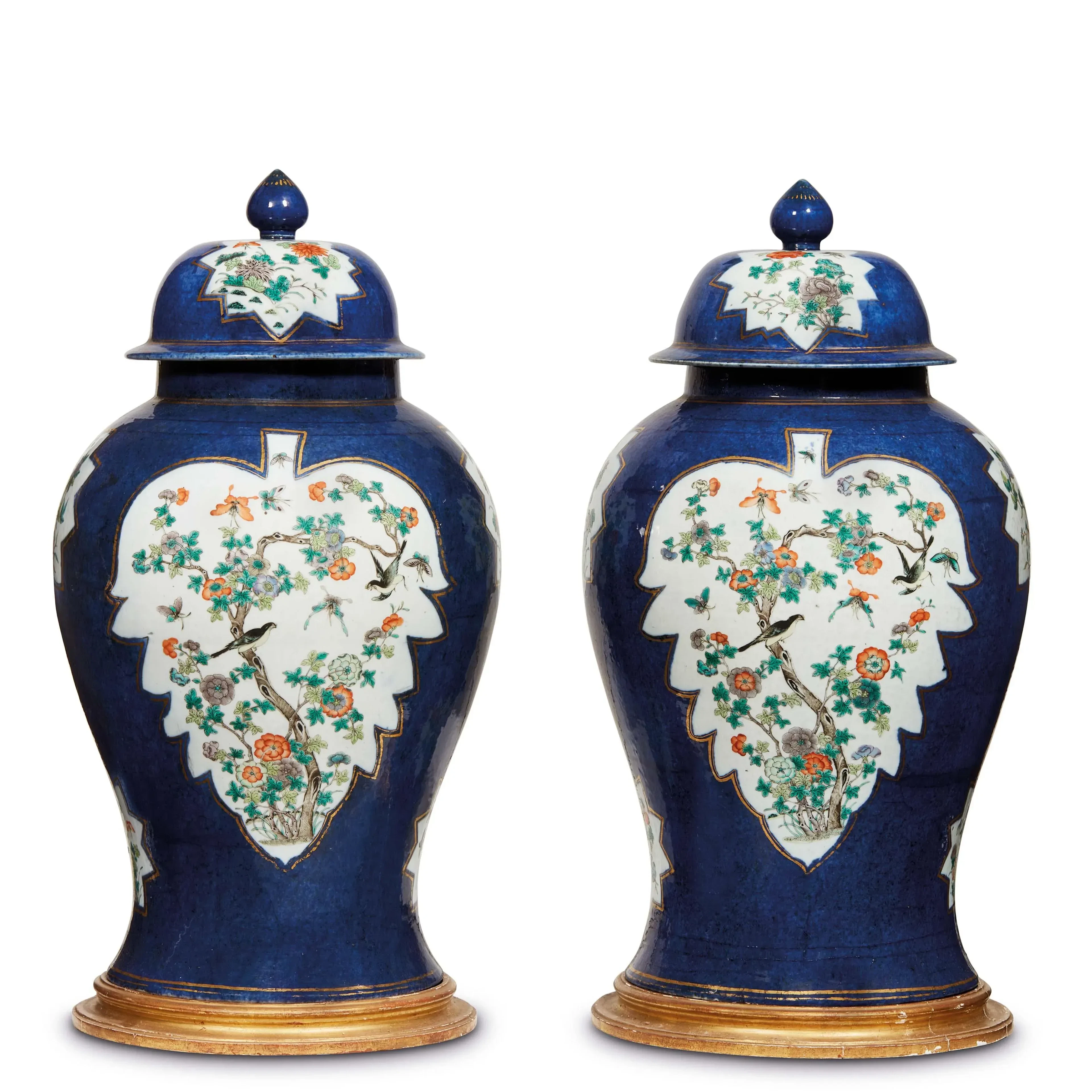 A PAIR OF CHINESE POTICHES, 19TH CENTURY