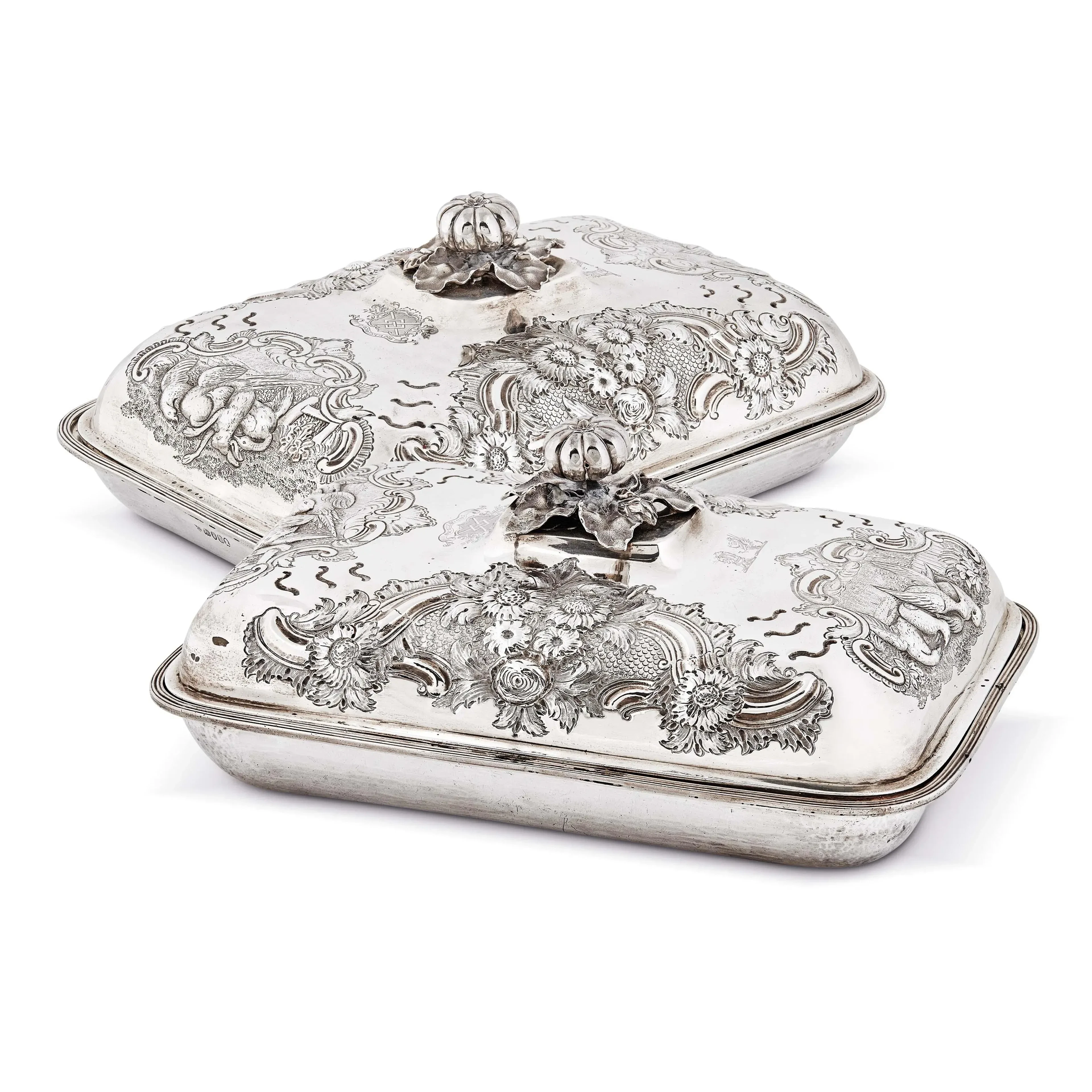 A PAIR OF SILVER VEGETABLE DISHES, THOMAS ROBIN, LONDON, 1804