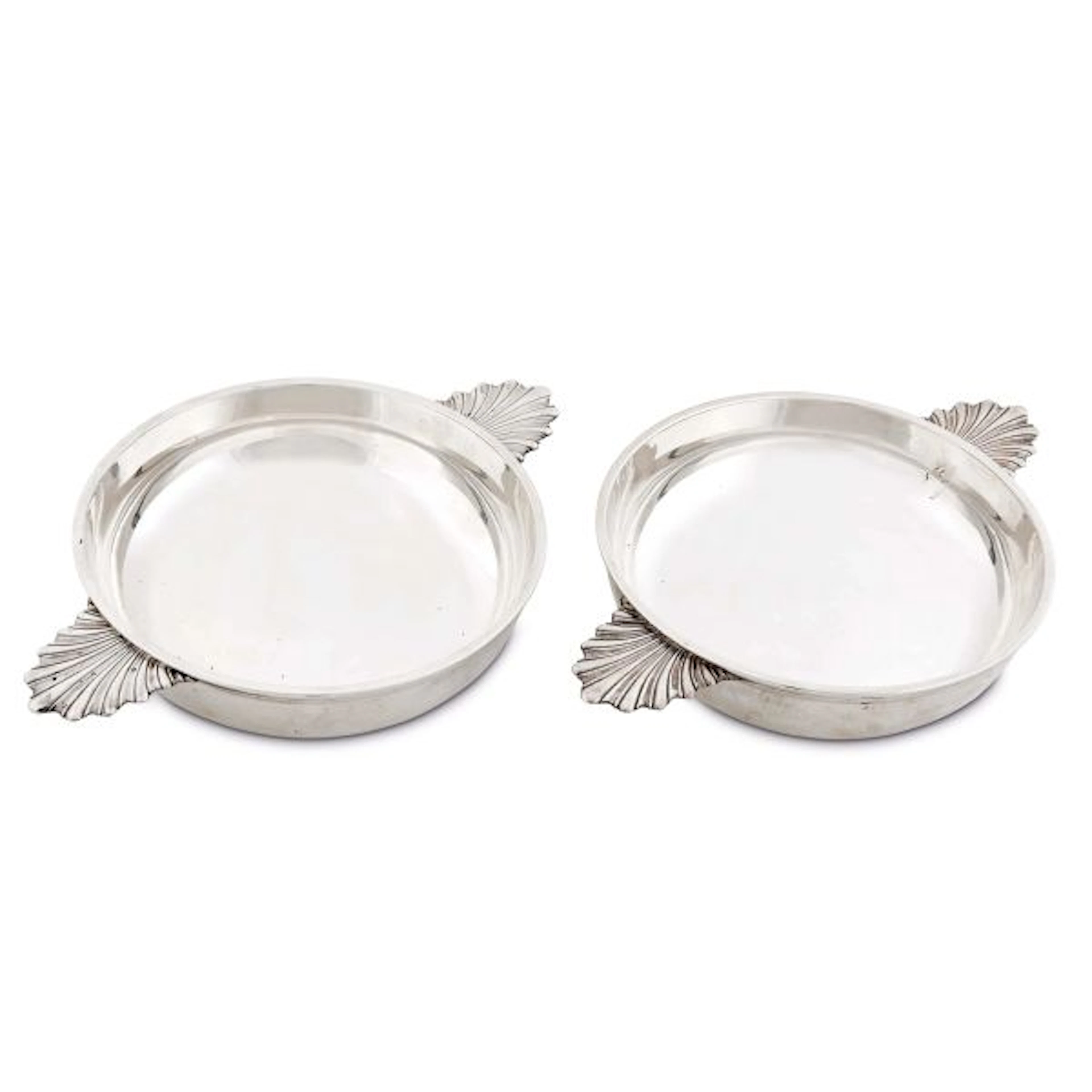 A PAIR OF SILVER ECUELLES, ANDRÉ AUCOC, PARIS, LATE 19TH CENTURY