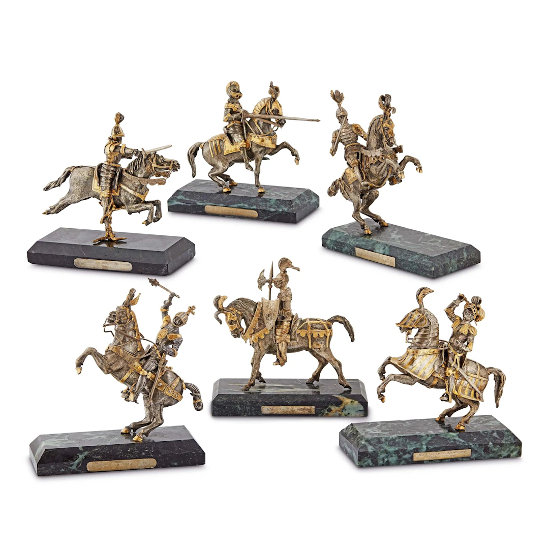 SIX SILVER AND SILVERPLATED EQUESTRIAN KNIGHTS, ITALY, 20TH CENTURY