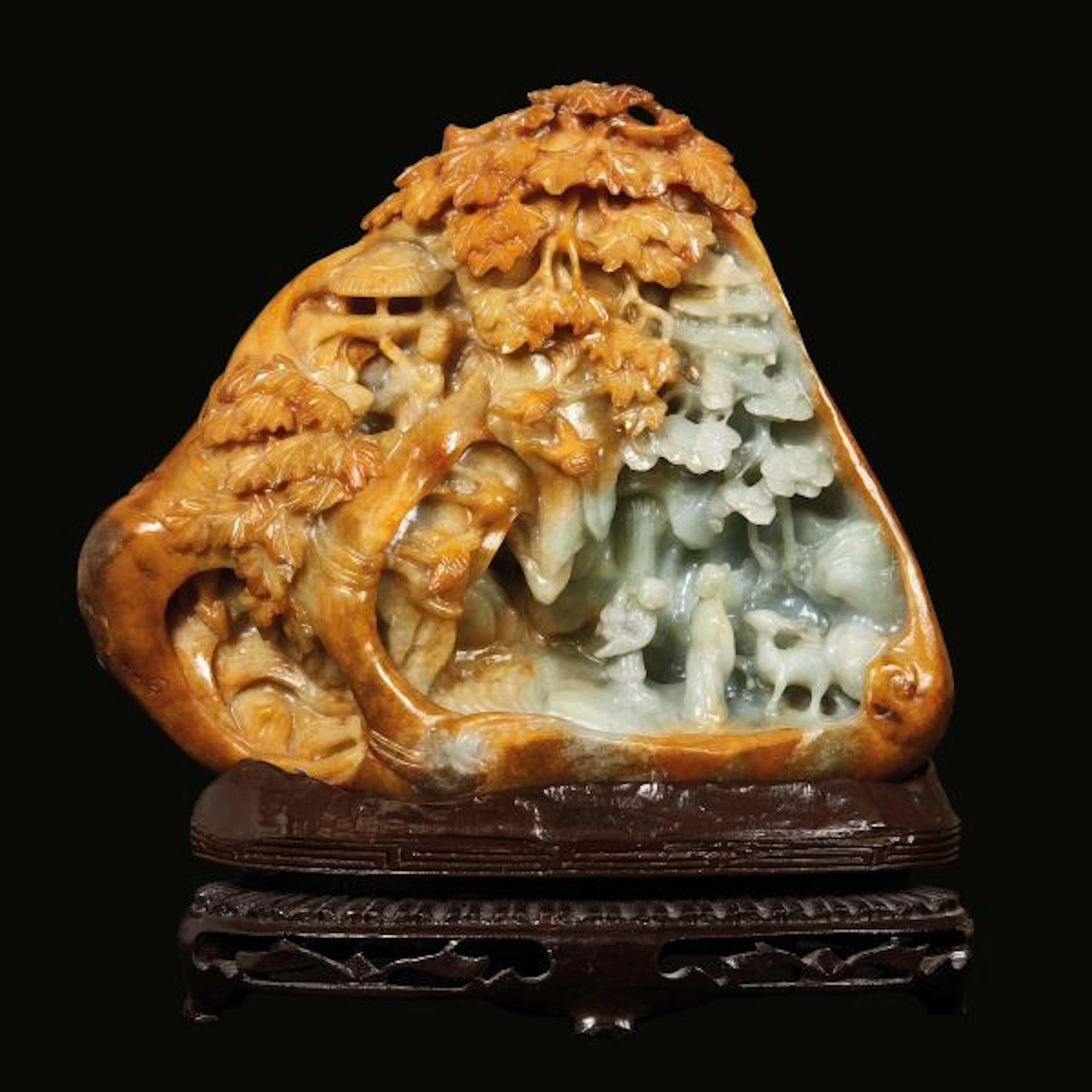 A JADE CARVING, CHINA, 20TH CENTURY