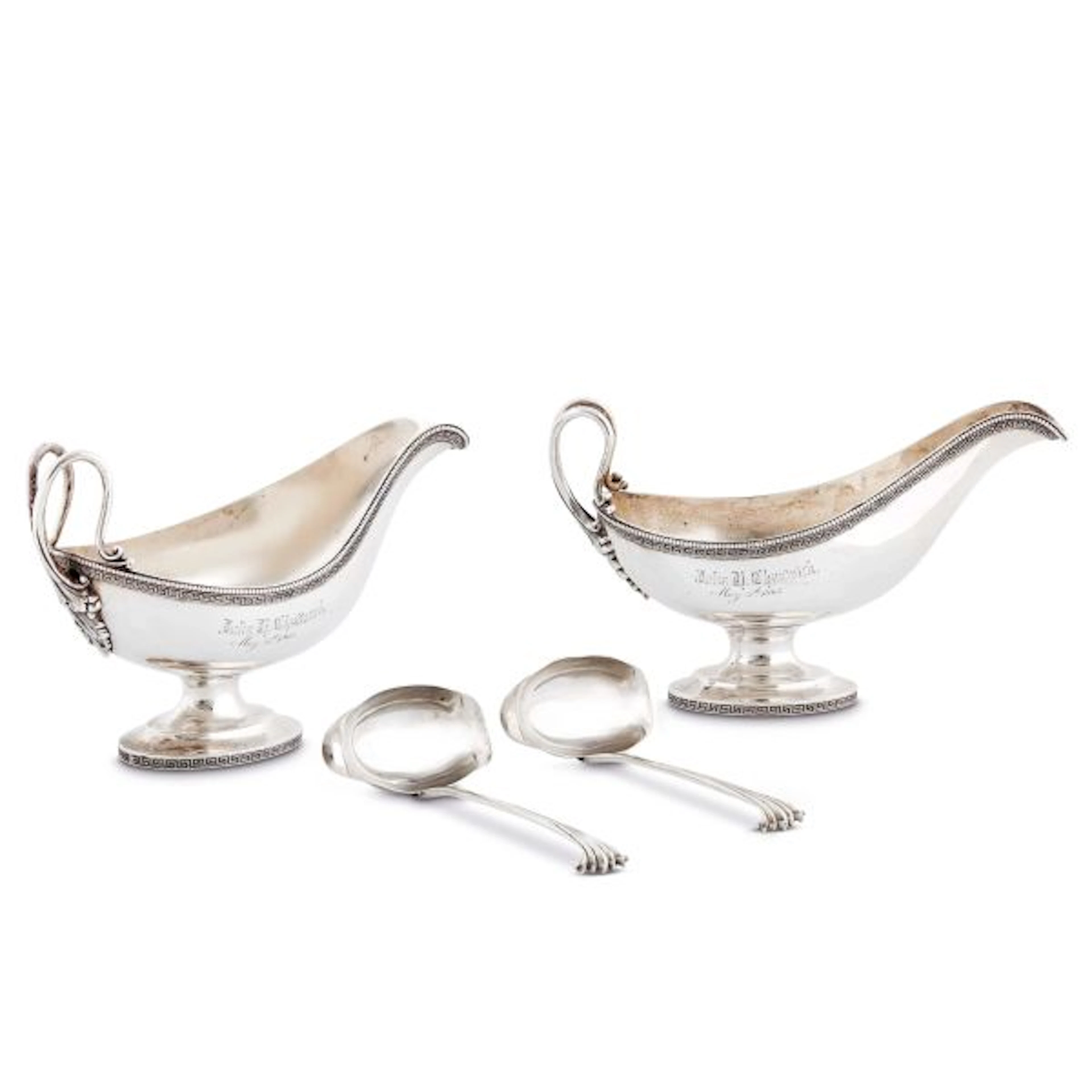 A PAIR OF SILVER SAUCE BOATS AND SPOONS, TIFFANY & CO (EDWARD C. MOORE)