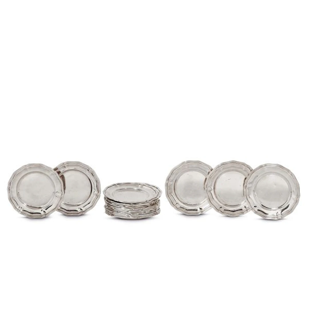 A SET OF EIGHTEEN SILVER BREAD DISHES, ZARAMELLA, PADUA, 20TH CENTURY