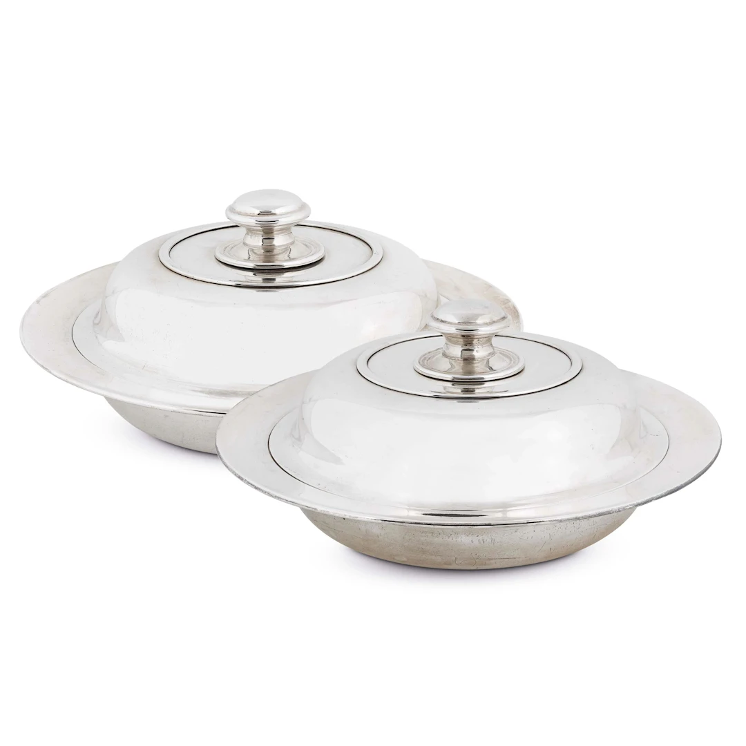 A PAIR OF SILVER VEGETABLE DISHES, MIRACOLI, MILAN, 20TH CENTURY