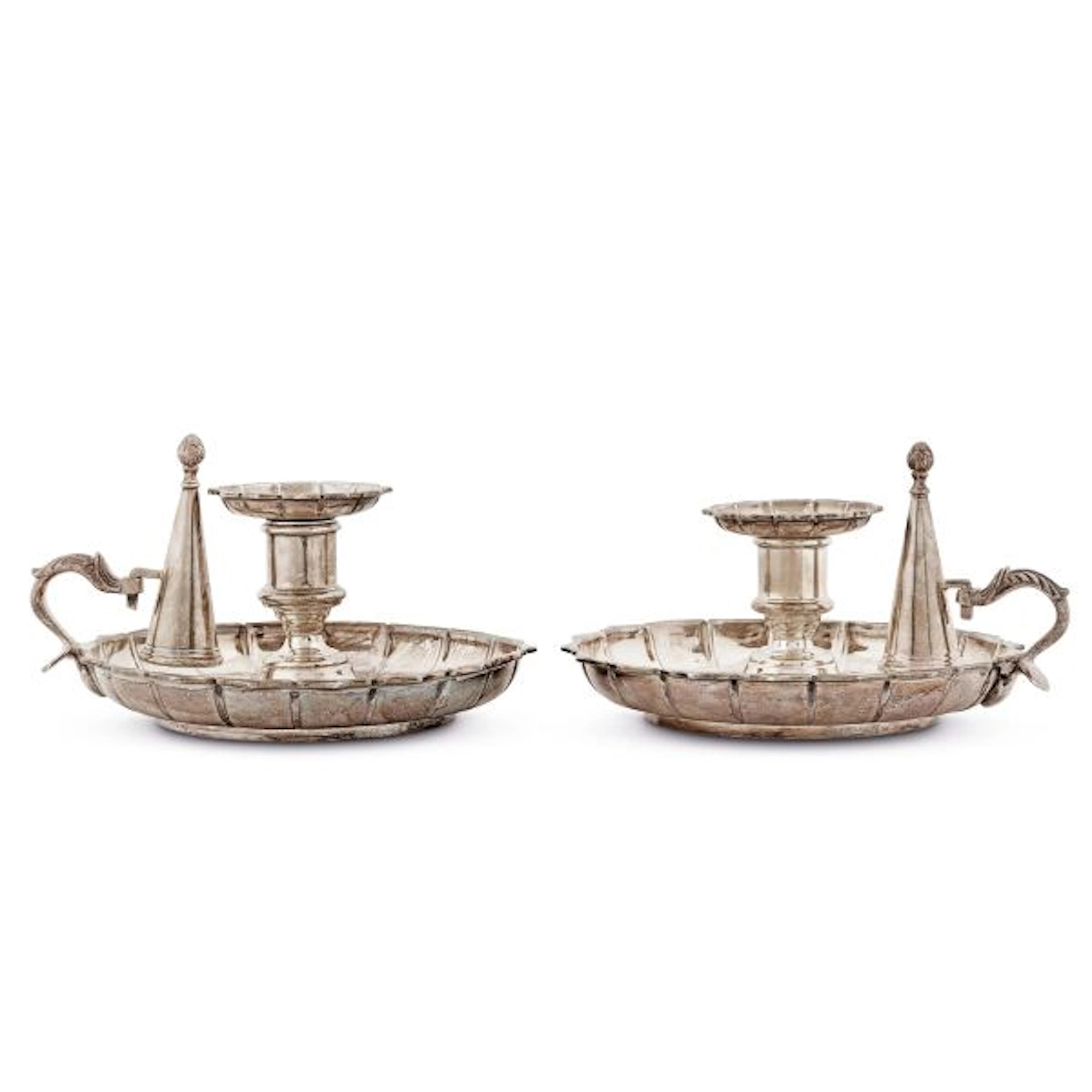 A PAIR OF SILVER CHAMBERSTICKS, ROBINSON EDKINS & ASTON, BIRMINGHAM, 1846/1847
