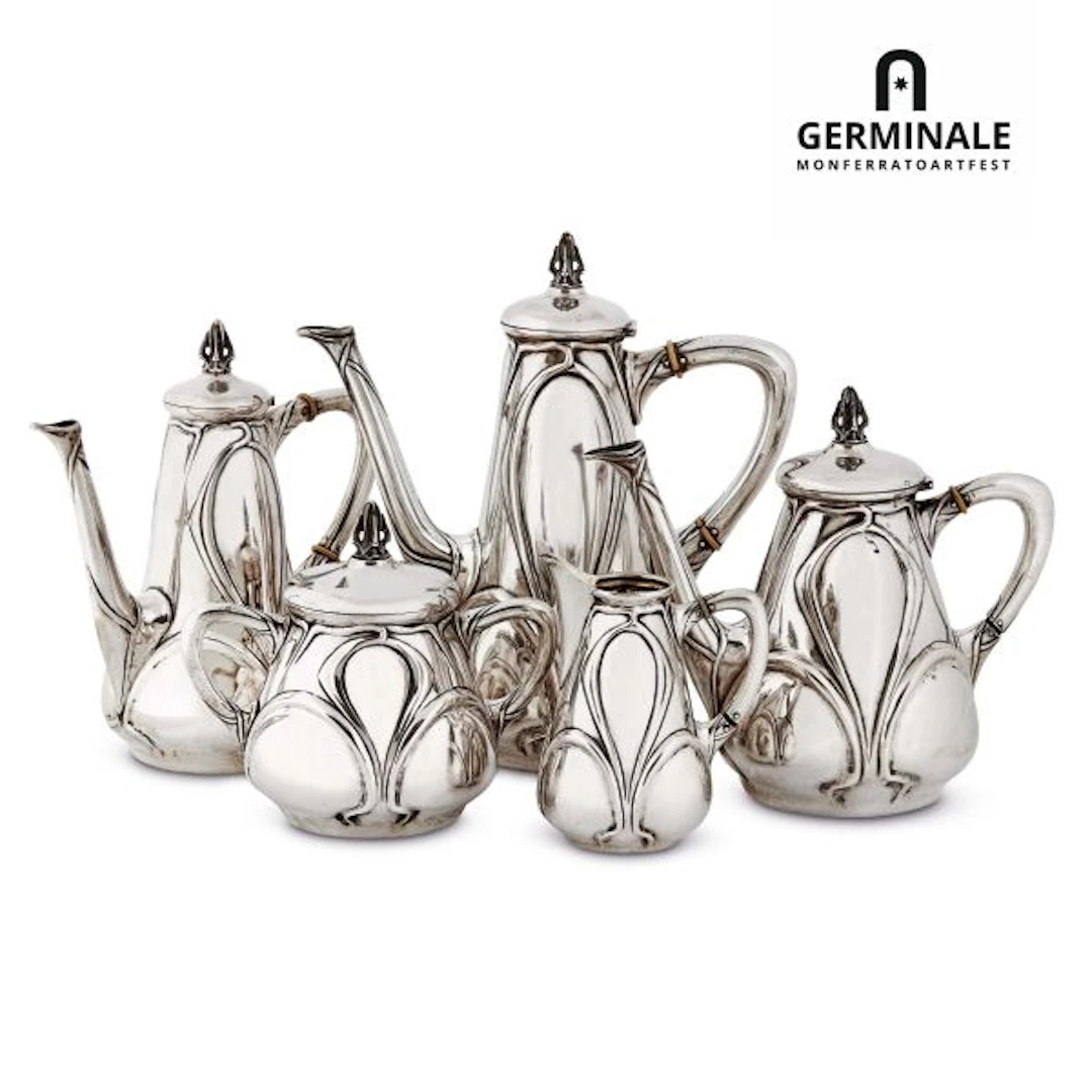 AN 'ART NOUVEAU' SILVER TEA AND COFFEE SET, ITALY, EARLY 20TH CENTURY