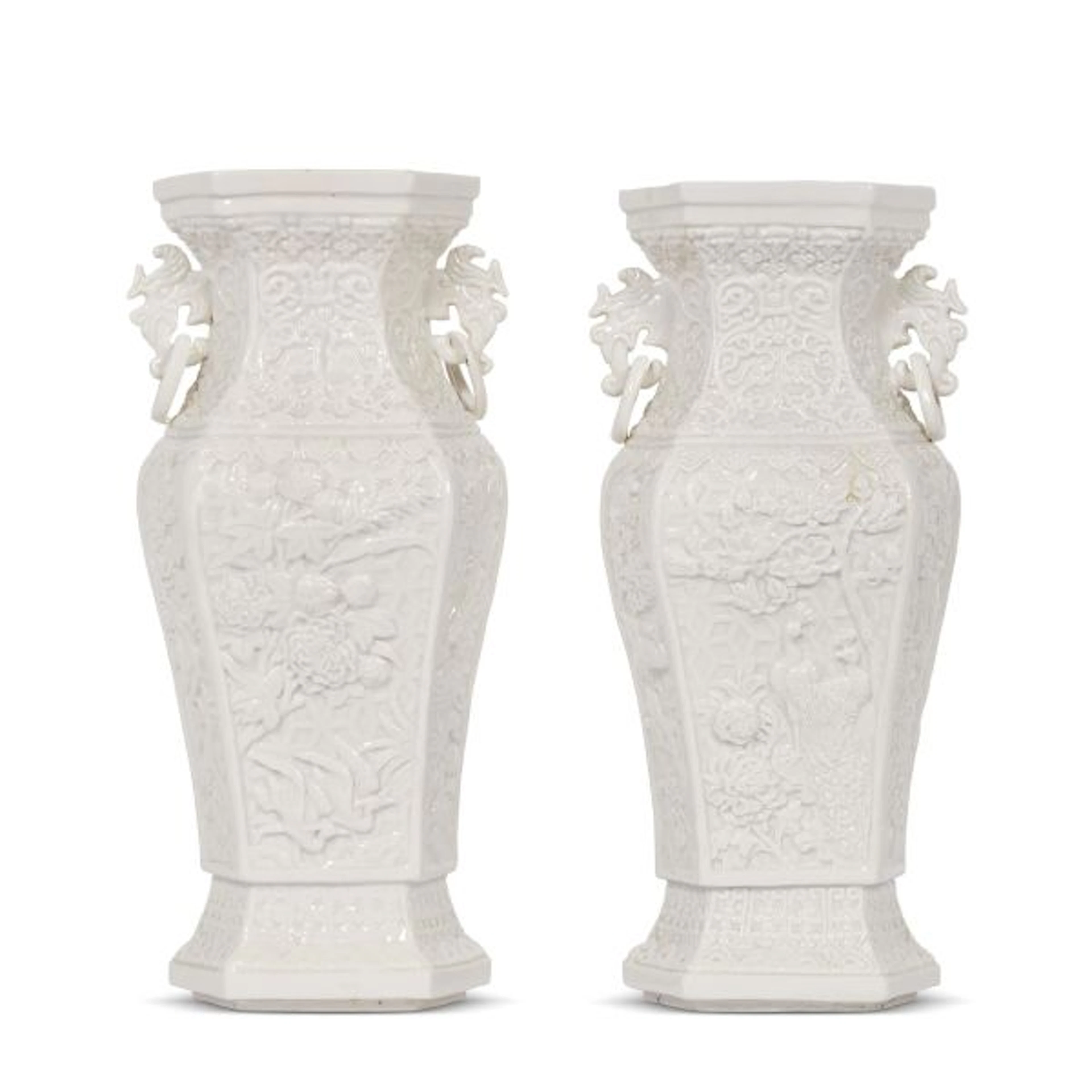 A PAIR OF WHITE-GLAZED VASES, CHINA, REPUBLIC PERIOD, 20TH CENTURY