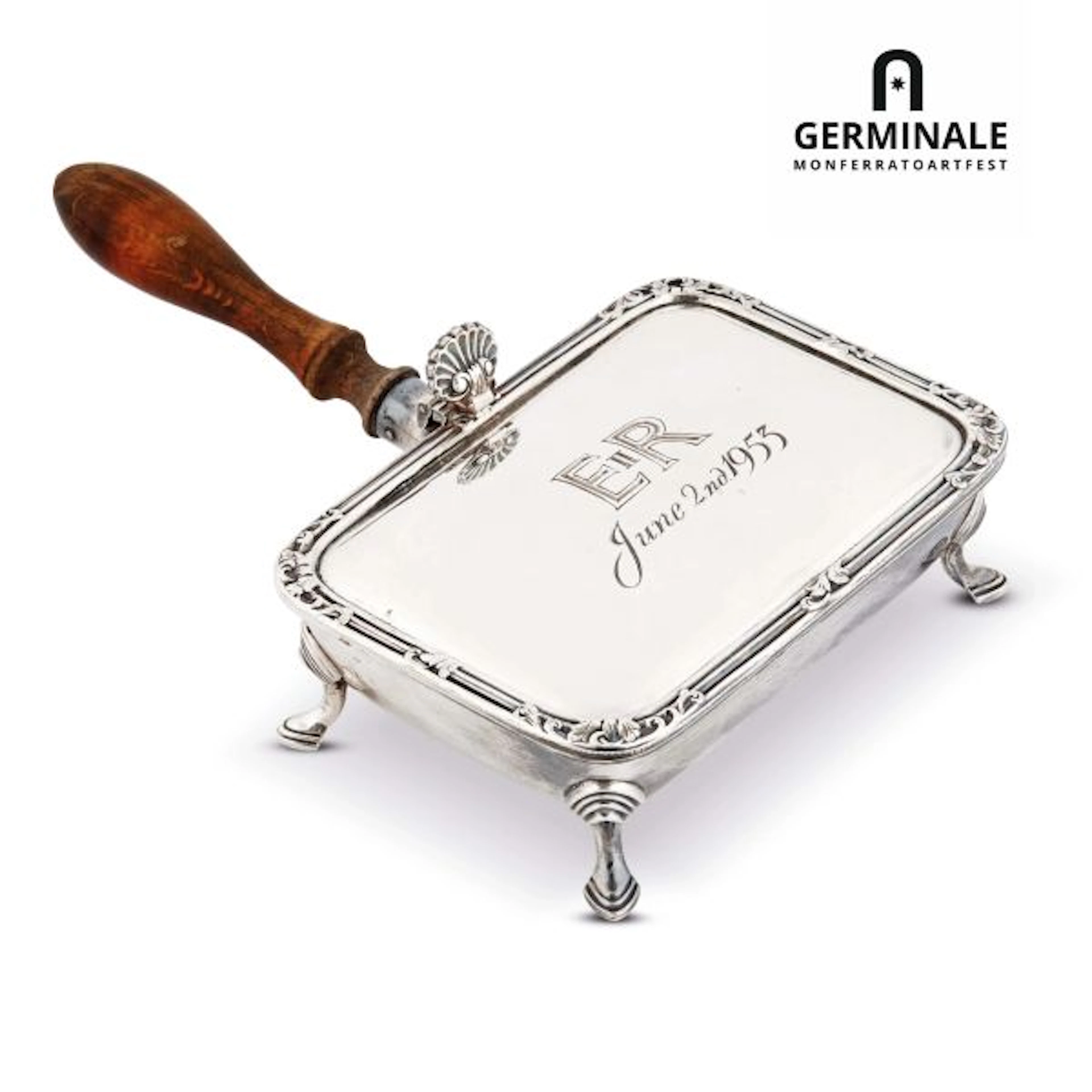A SILVERPLATED CENDRIER, ENGLAND, 20TH CENTURY