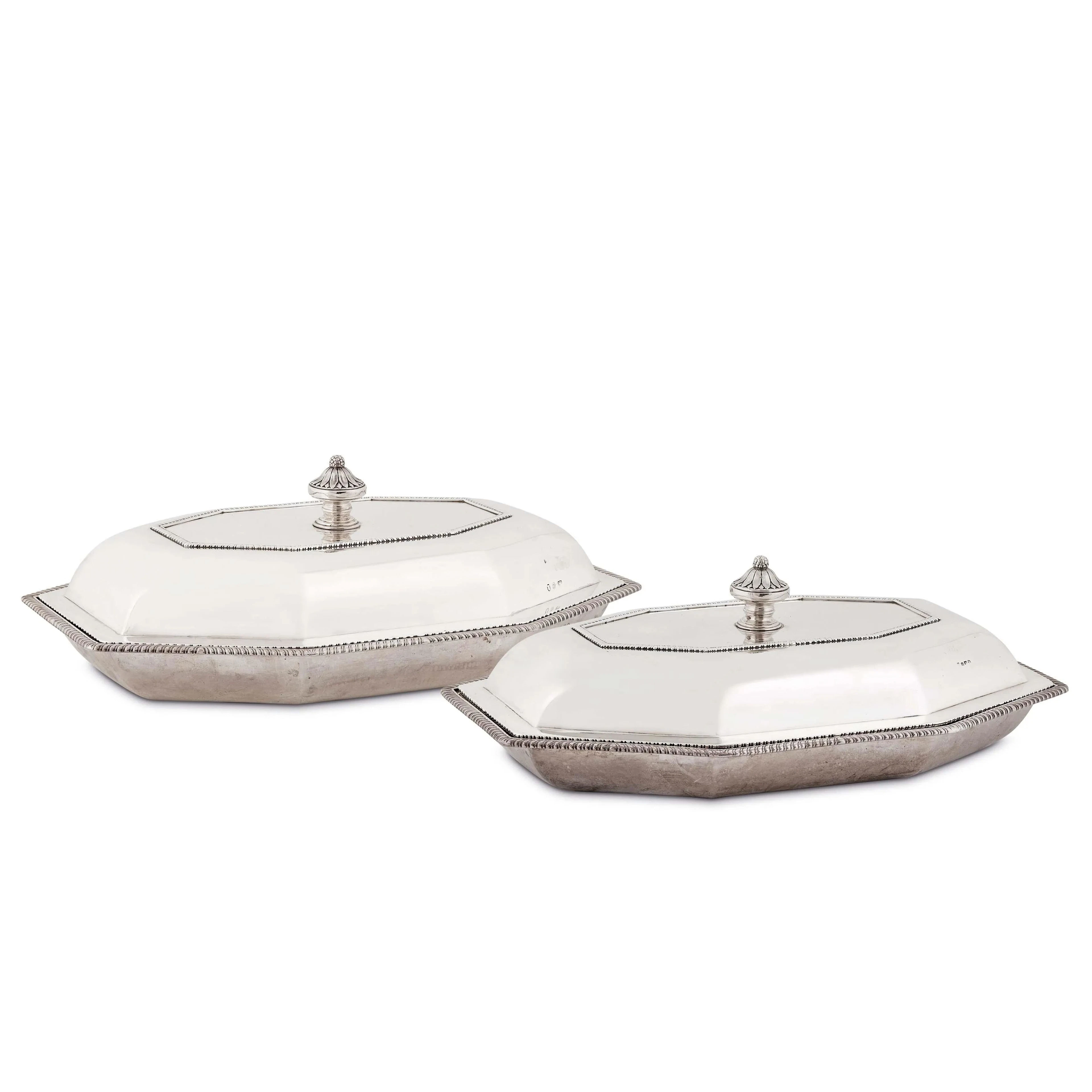 A PAIR OF SILVER COVERED VEGETABLE DISHES, JOHN WAKELIN & ROBERT GARRARD