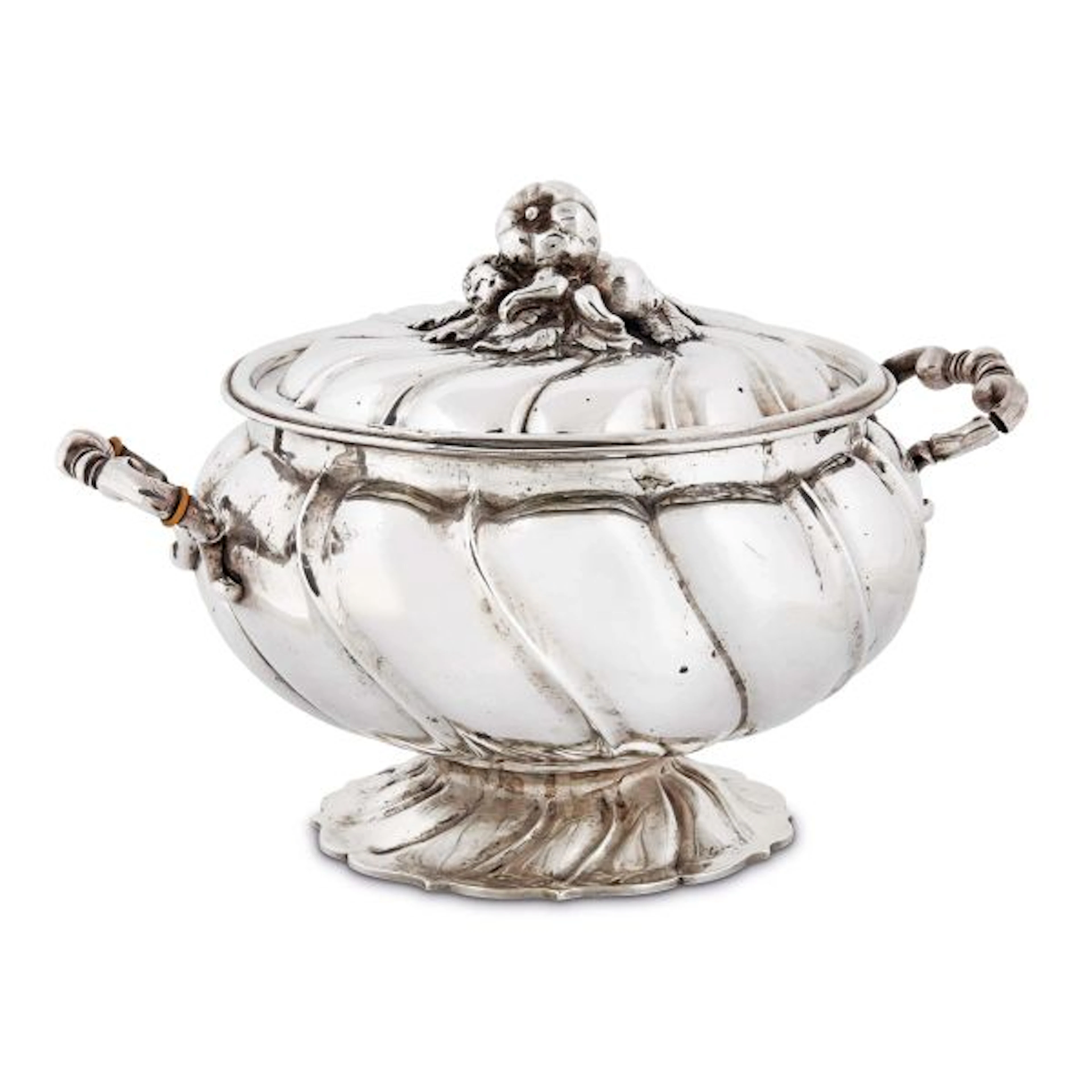 A SILVER CRIPPA SOUP TUREEN, MILAN, 20TH CENTURY