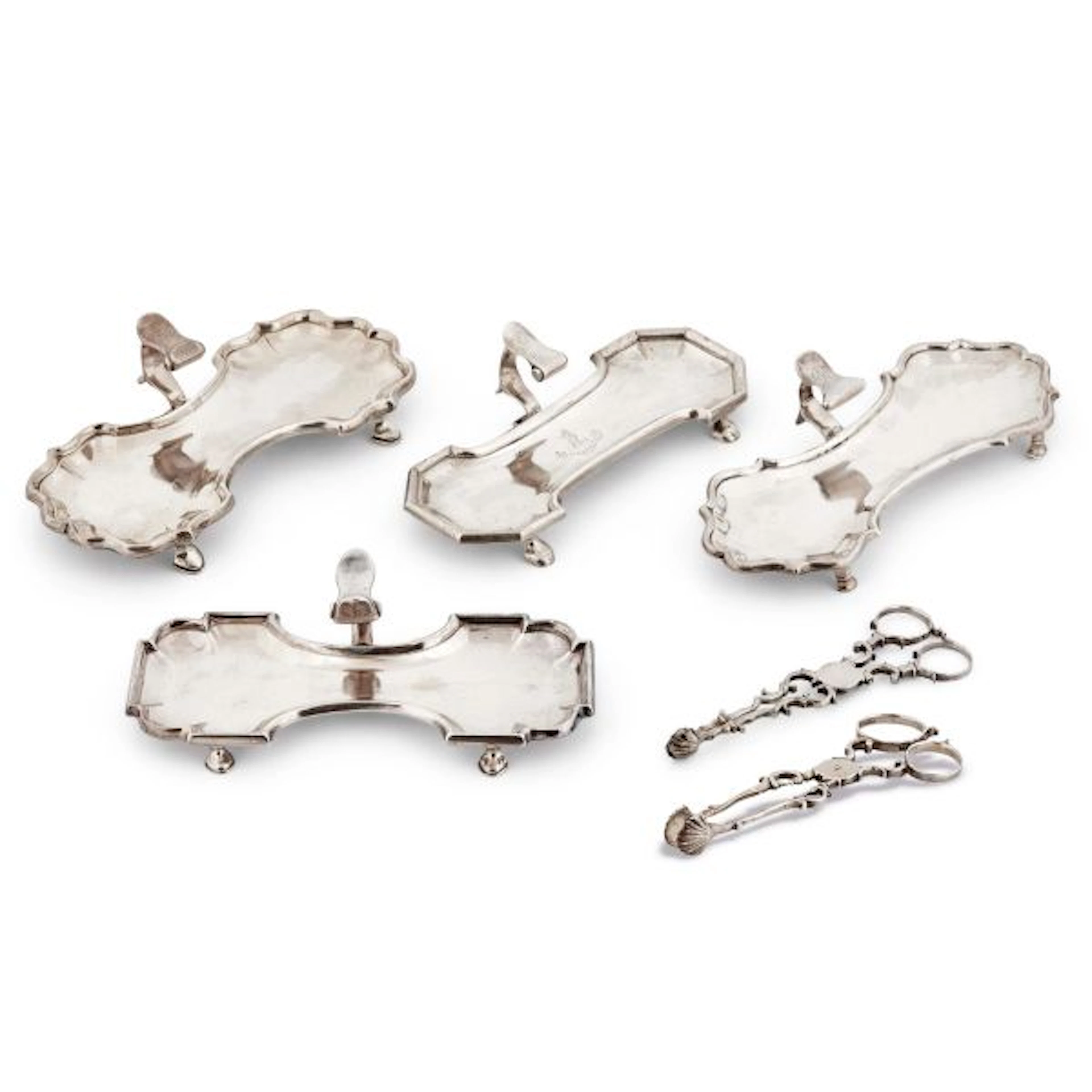 FOUR SILVER SNUFFER TRAYS AND TWO SNUFFERS, LONDON, FIRST HALF 18TH CENTURY