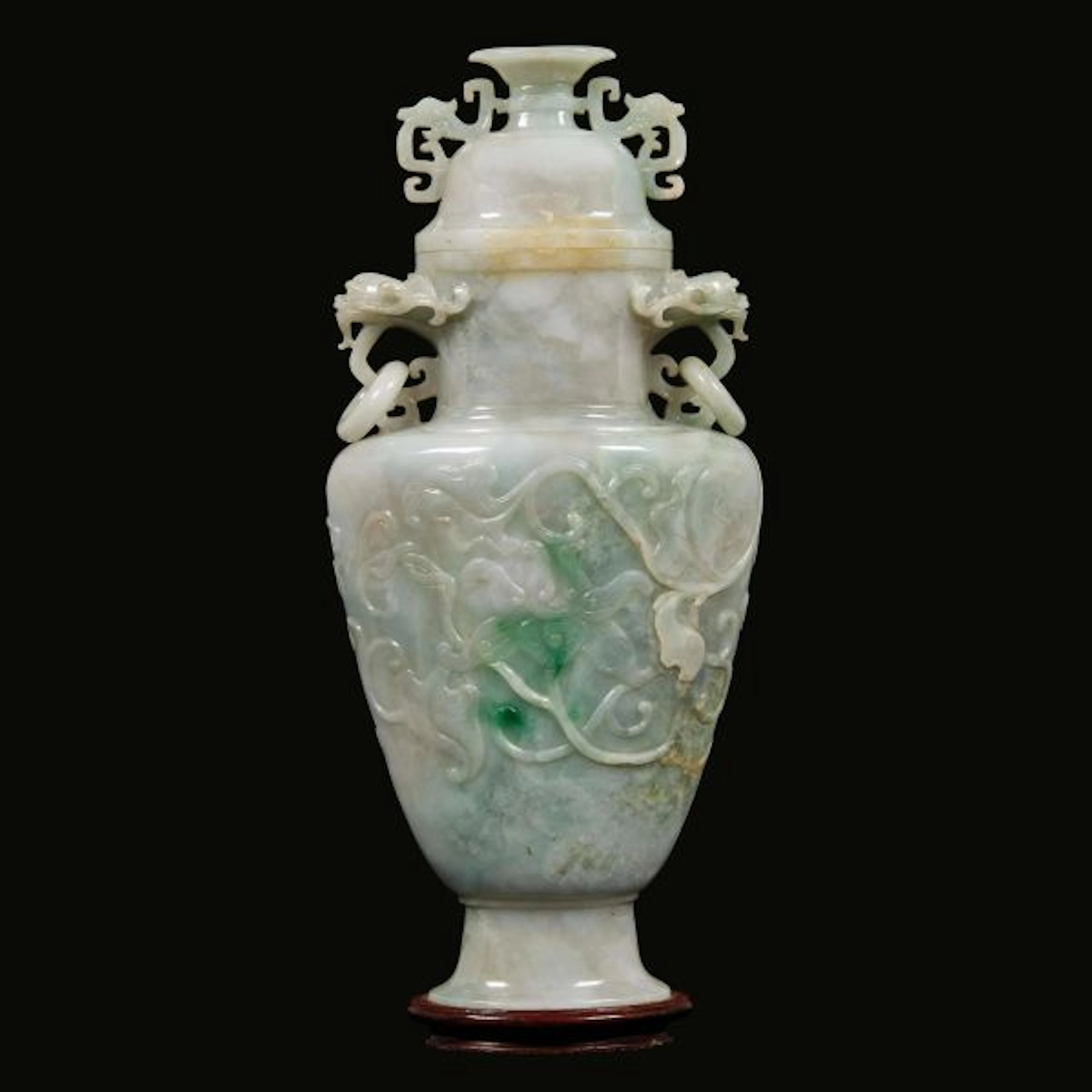 A JADEITE VASE, CHINA, LATE QING DYNASTY, 19TH/20TH CENTURY
