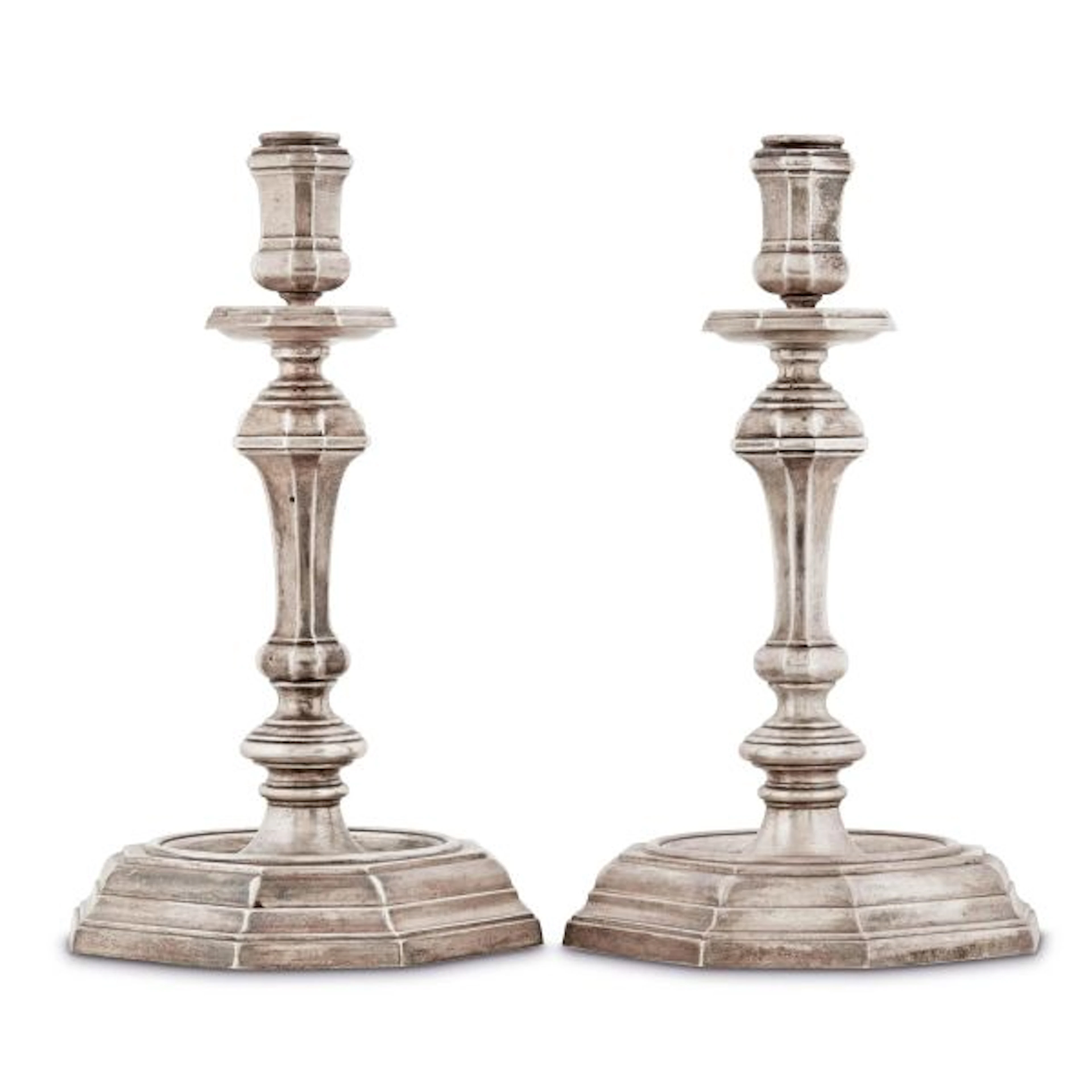 A PAIR OF SILVER CANDLESTICKS, ENRICO GORETTA, ALESSANDRIA, 20TH CENTURY