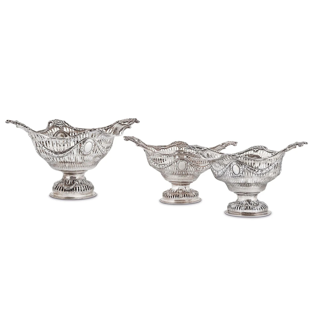 THREE SILVER TAZZAS, ROBERT GARRARD II, LONDON, 1860