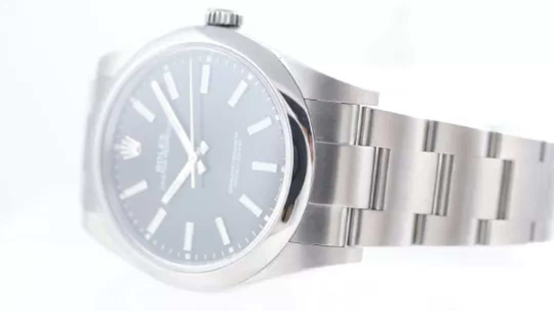 Rolex Oyster Perpetual Ref 114300