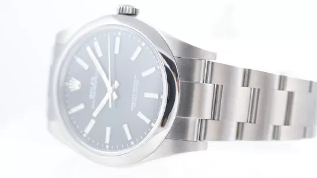 Rolex Oyster Perpetual Ref 114300