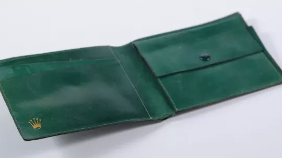 *To Be Sold Without Reserve* VINTAGE ROLEX GREEN LEATHER WALLET, inner
