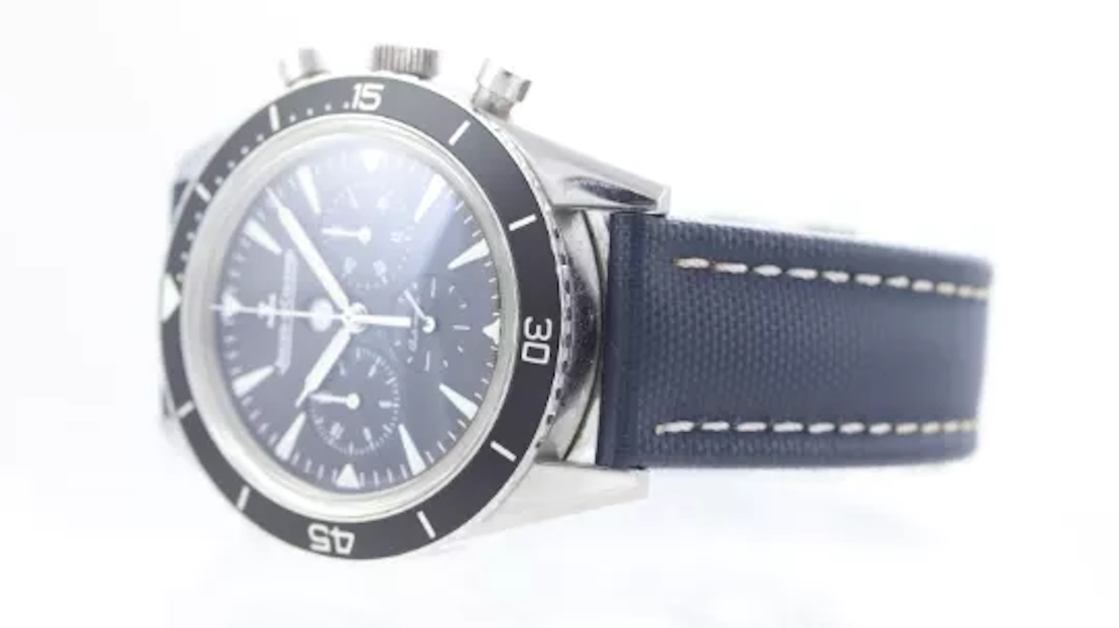 Jaeger Le Coultre Deep Sea Ref Q2068570 with Box and Papers 2016