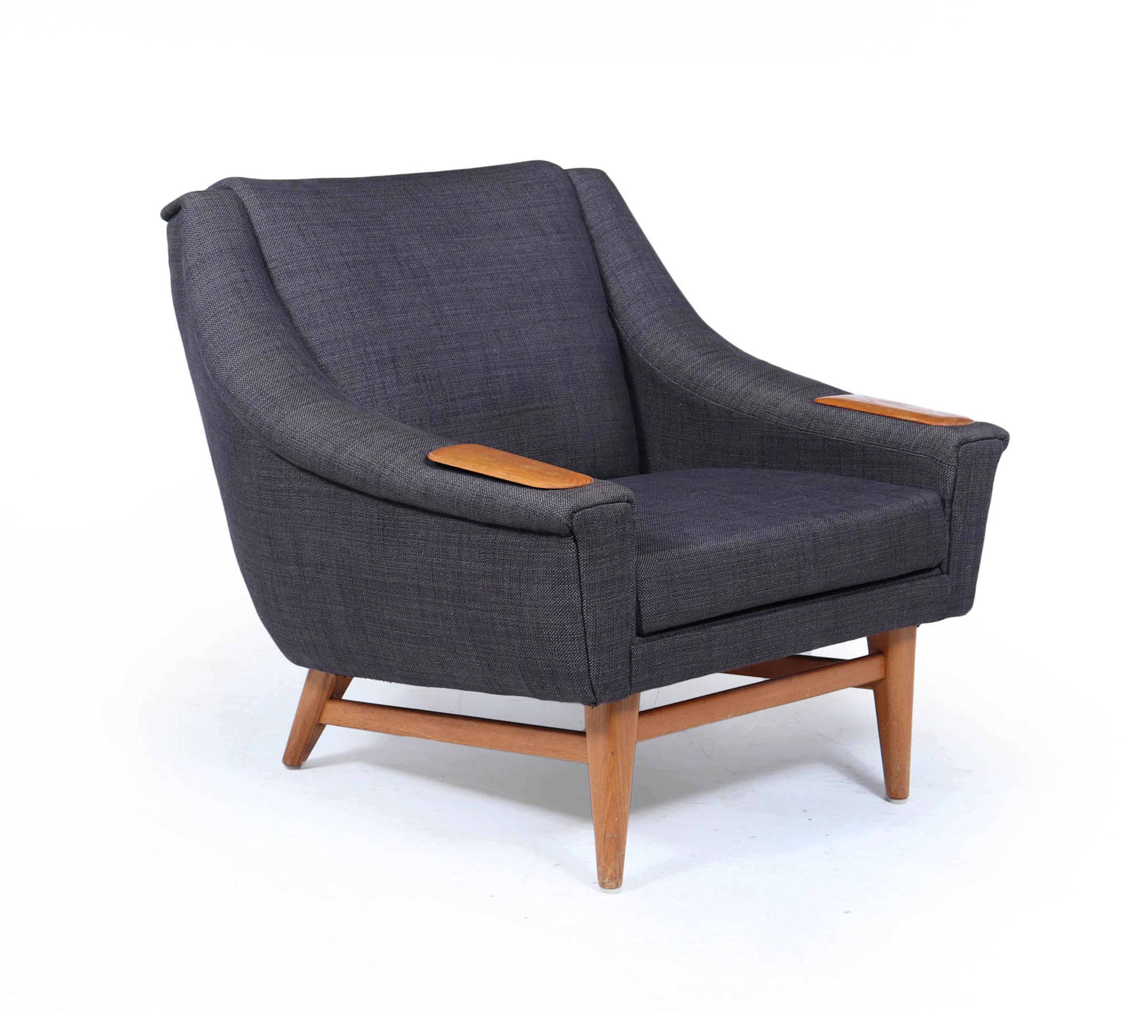 Mid-Century Modern Danish Armchair with oak Arm Rests, c. 1960s