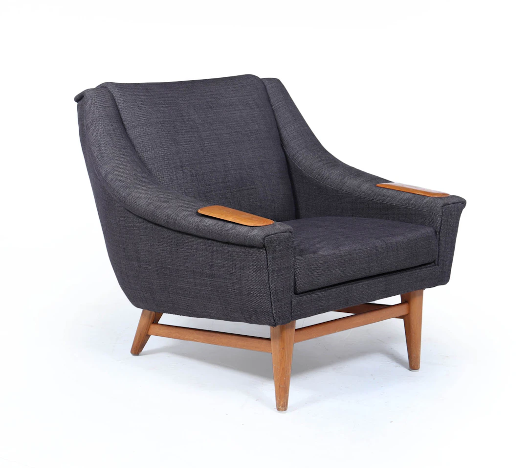 Mid-Century Modern Danish Armchair with oak Arm Rests, c. 1960s