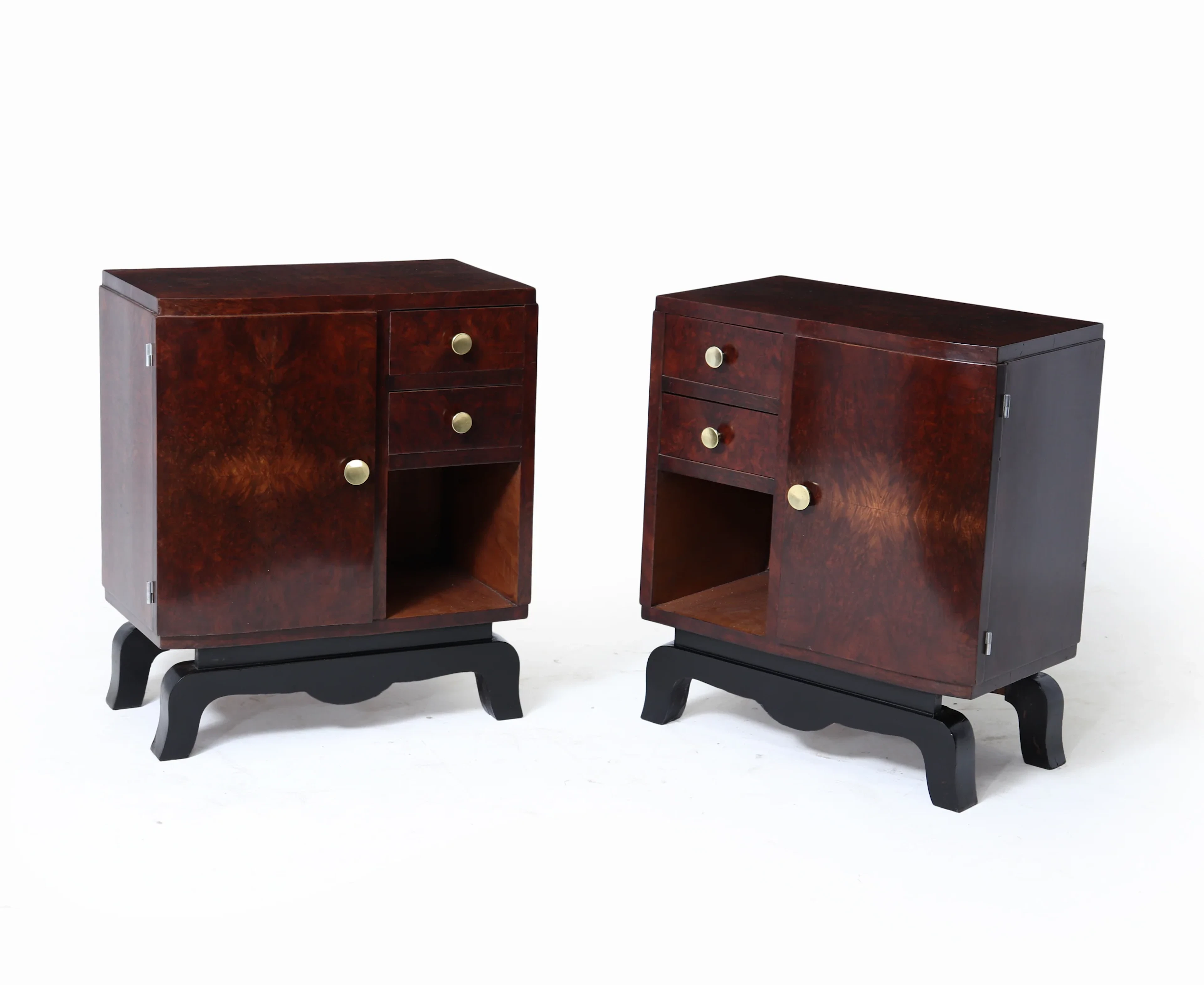 Pair of French Art Deco Bedside Cabinets in Figured Walnut, c.1930s